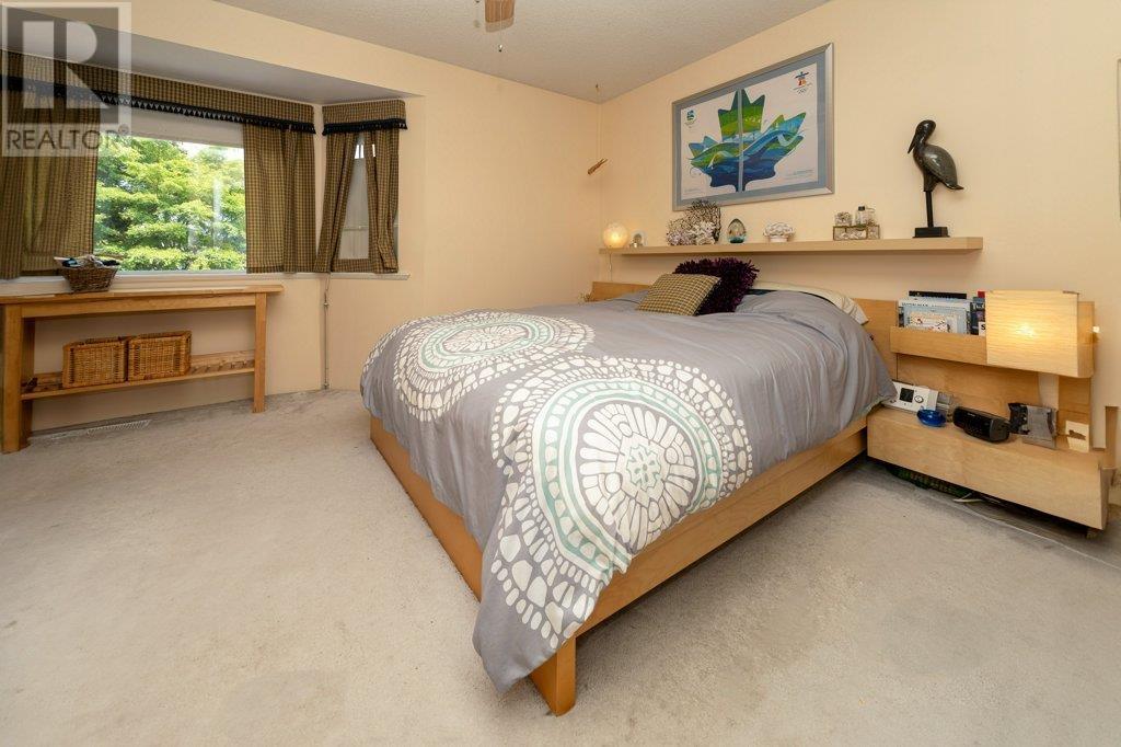 23441 Whippoorwill Avenue, Maple Ridge, British Columbia  V2X 9L8 - Photo 14 - R2794750