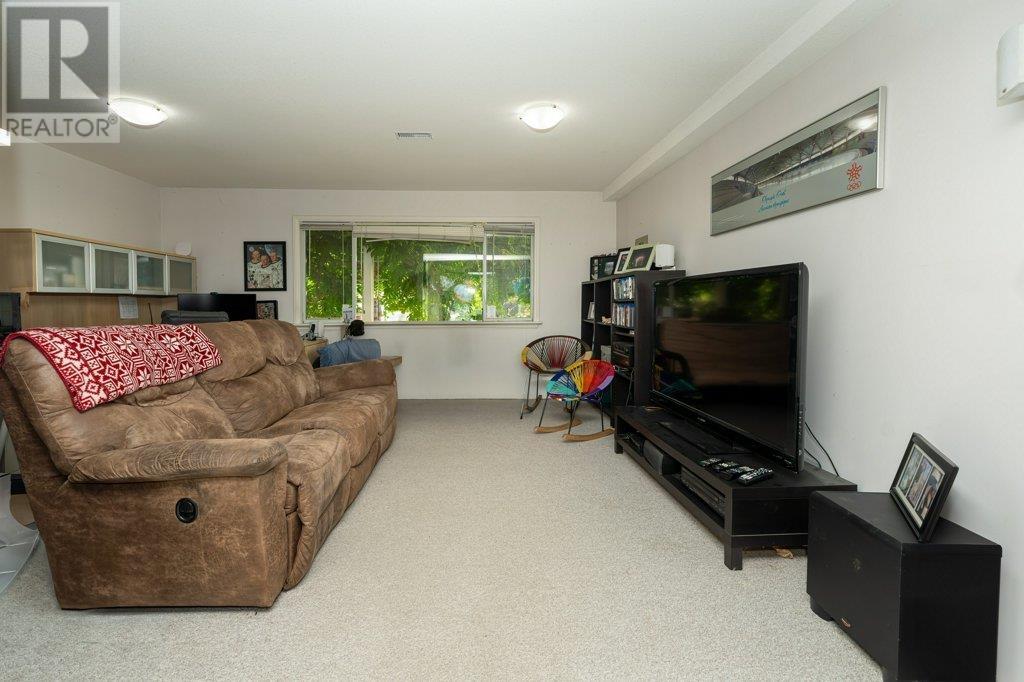 23441 Whippoorwill Avenue, Maple Ridge, British Columbia  V2X 9L8 - Photo 16 - R2794750