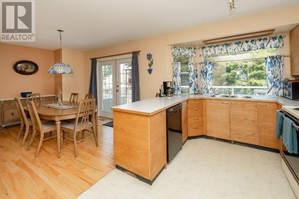 23441 Whippoorwill Avenue, Maple Ridge, British Columbia  V2X 9L8 - Photo 11 - R2794750