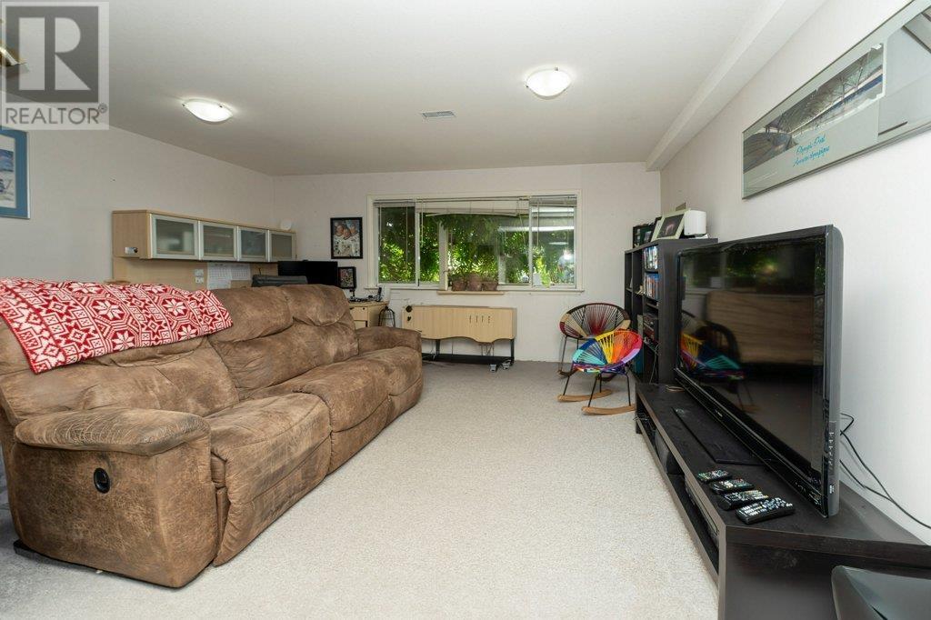 23441 Whippoorwill Avenue, Maple Ridge, British Columbia  V2X 9L8 - Photo 17 - R2794750