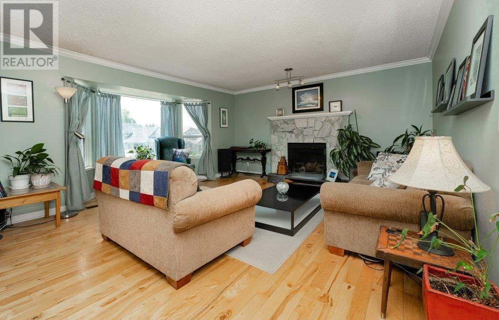 23441 Whippoorwill Avenue, Maple Ridge, British Columbia  V2X 9L8 - Photo 6 - R2794750