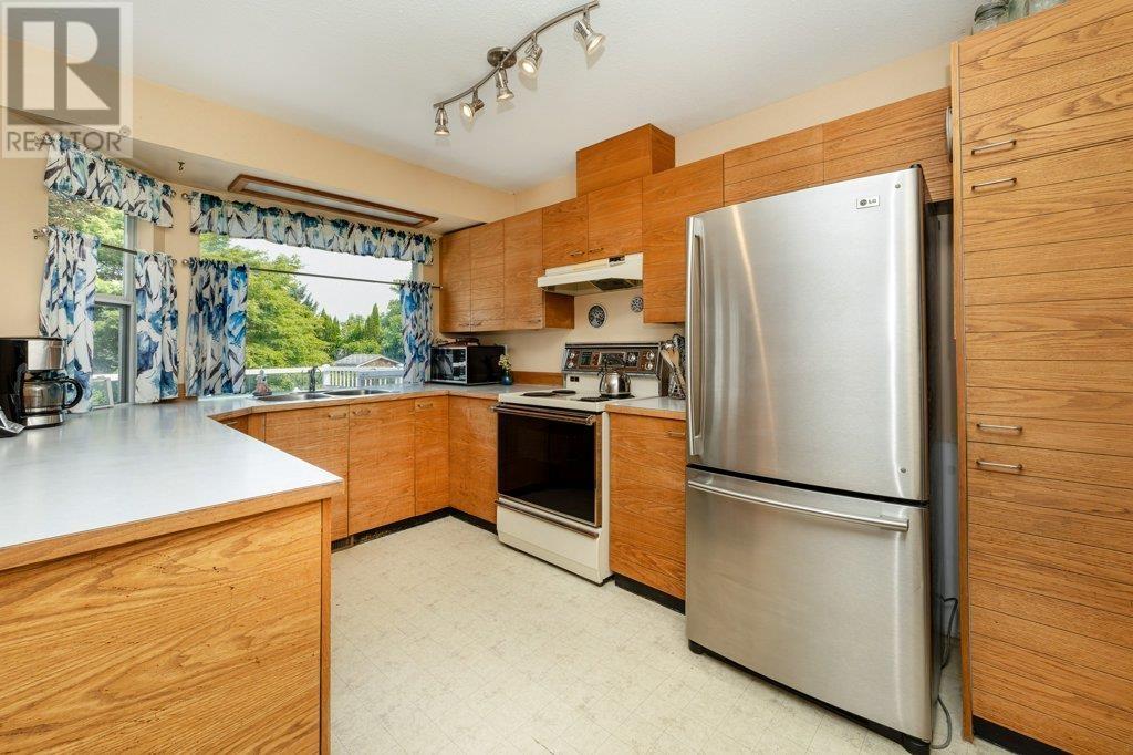 23441 Whippoorwill Avenue, Maple Ridge, British Columbia  V2X 9L8 - Photo 12 - R2794750