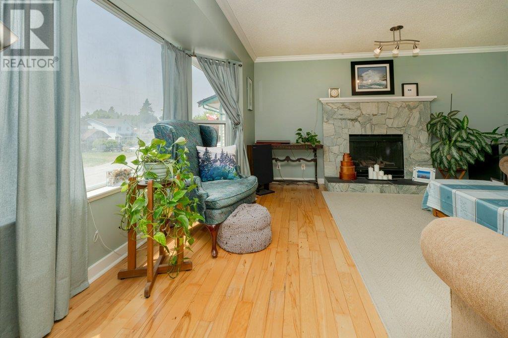 23441 Whippoorwill Avenue, Maple Ridge, British Columbia  V2X 9L8 - Photo 8 - R2794750