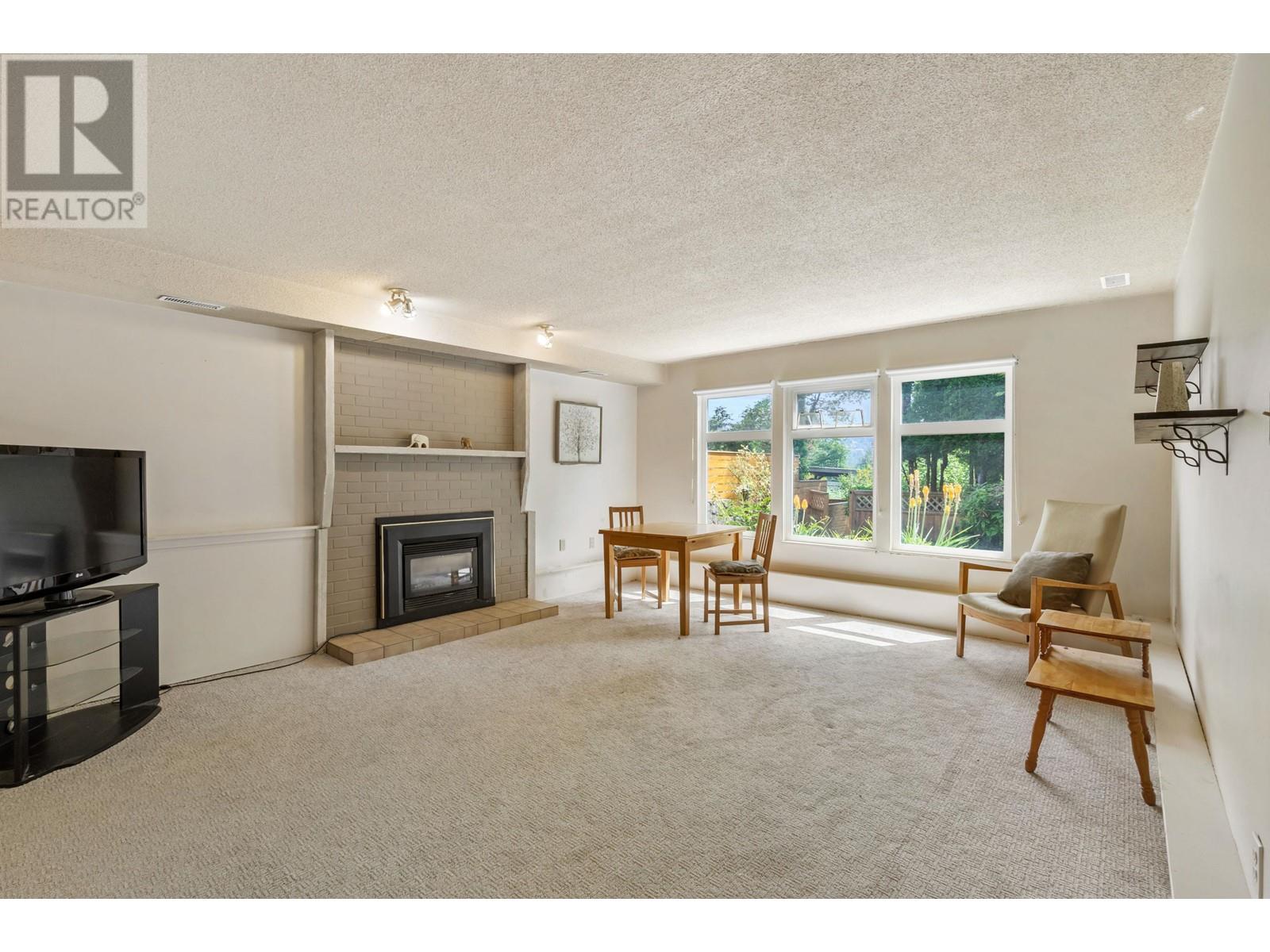 385 Clarence Street, Port Moody, British Columbia  V3H 2Y5 - Photo 31 - R2795242