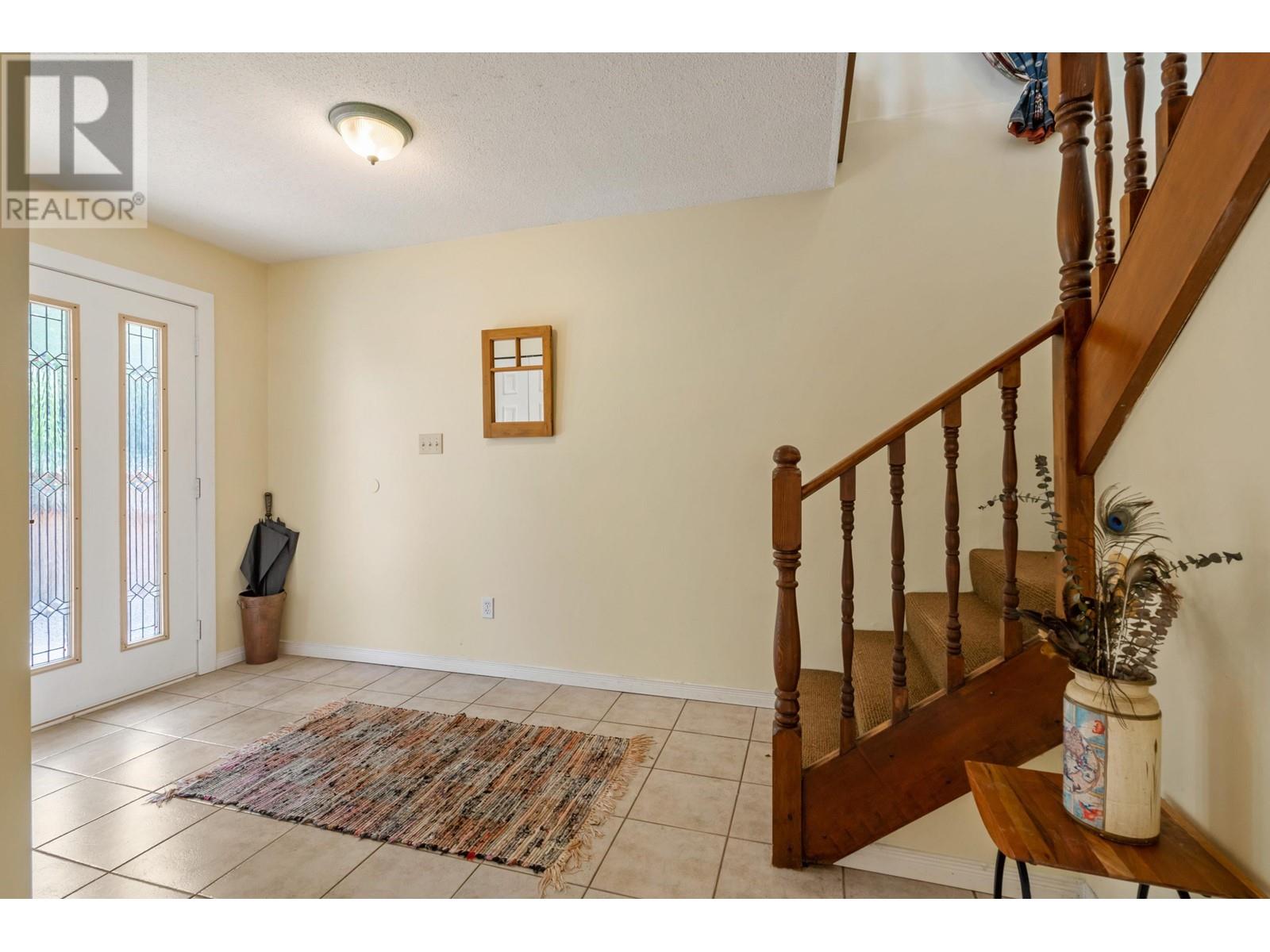 385 Clarence Street, Port Moody, British Columbia  V3H 2Y5 - Photo 6 - R2795242
