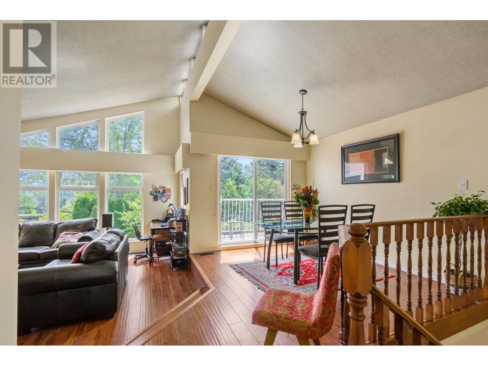 385 Clarence Street, Port Moody, British Columbia  V3H 2Y5 - Photo 7 - R2795242