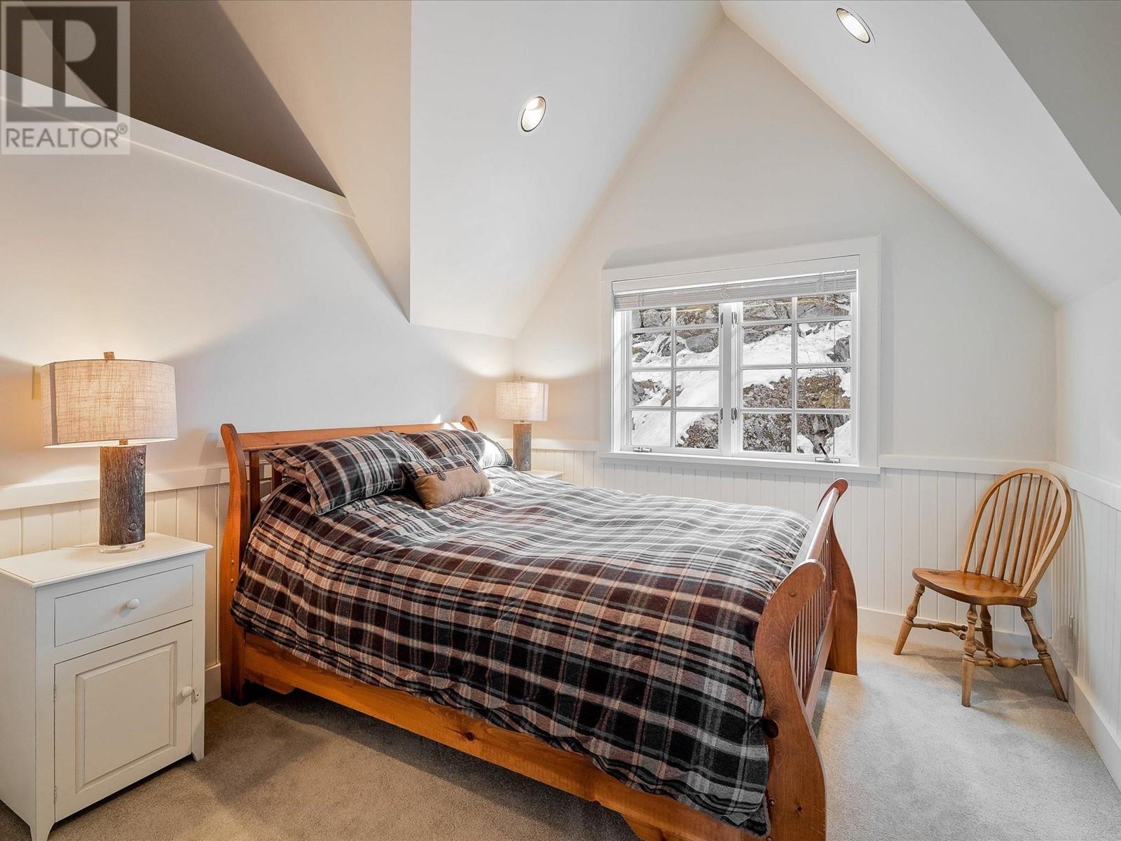 3561 Falcon Crescent, Whistler, British Columbia  V8E 0B9 - Photo 12 - R2795300