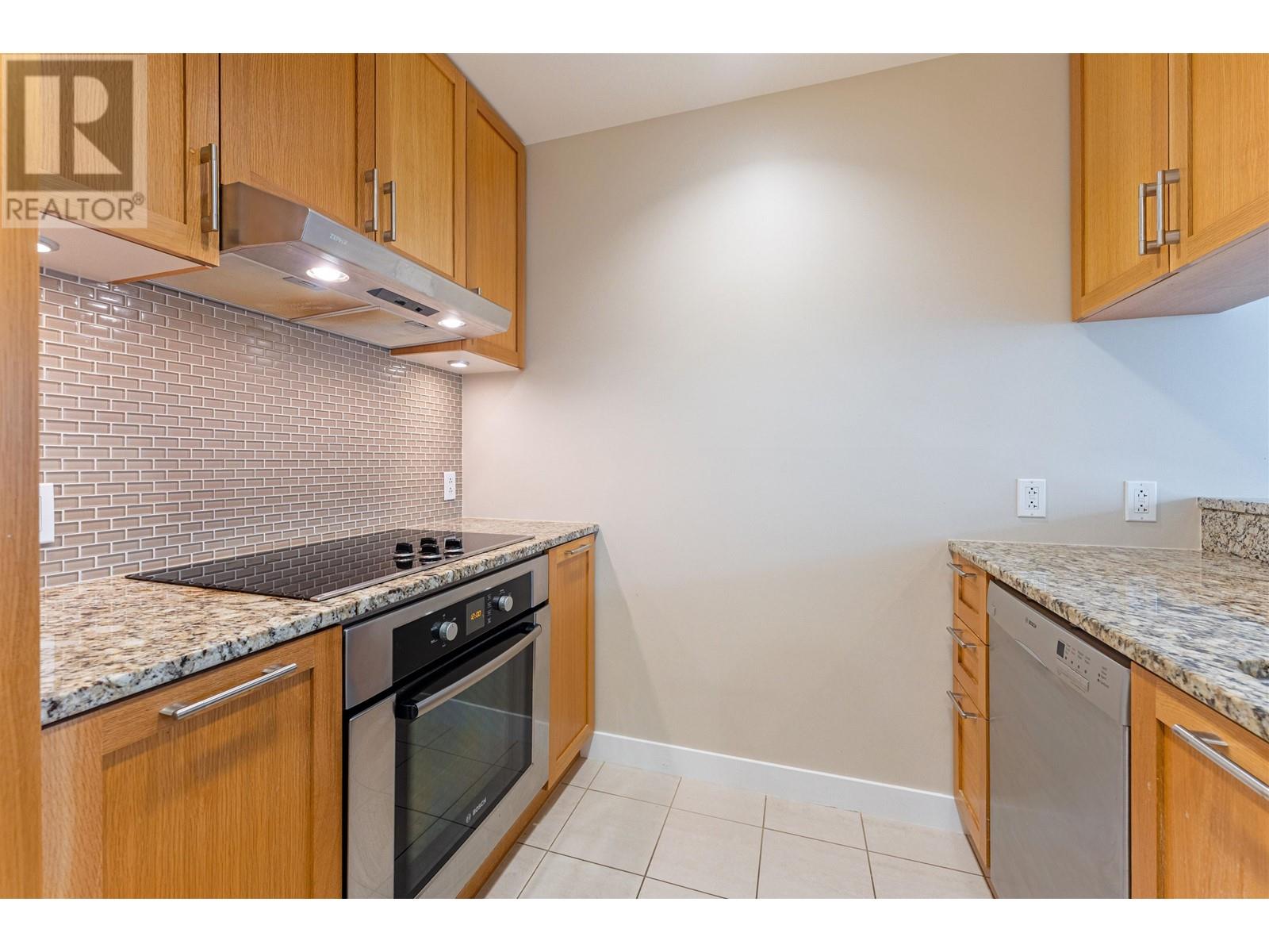 207 3382 Wesbrook Mall, Vancouver, British Columbia  V6S 0A7 - Photo 8 - R2795346