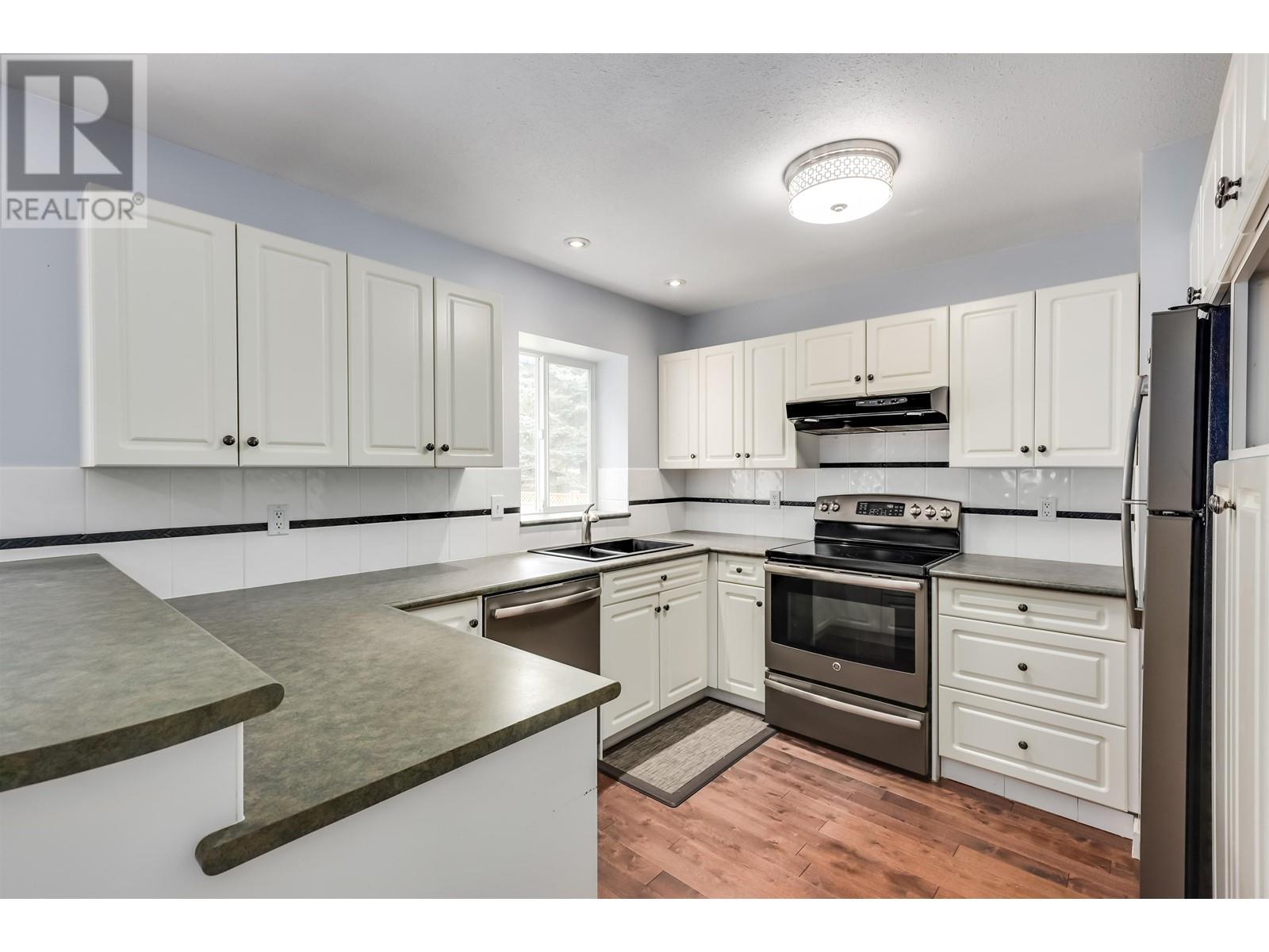11727 Steeves Street, Maple Ridge, British Columbia  V2X 4X7 - Photo 5 - R2795350