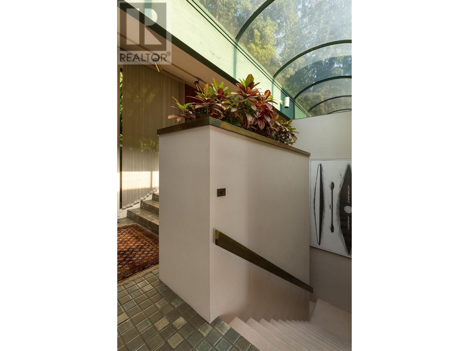 5375 Kew Cliff Road, West Vancouver, British Columbia  V7W 1M3 - Photo 7 - R2795427