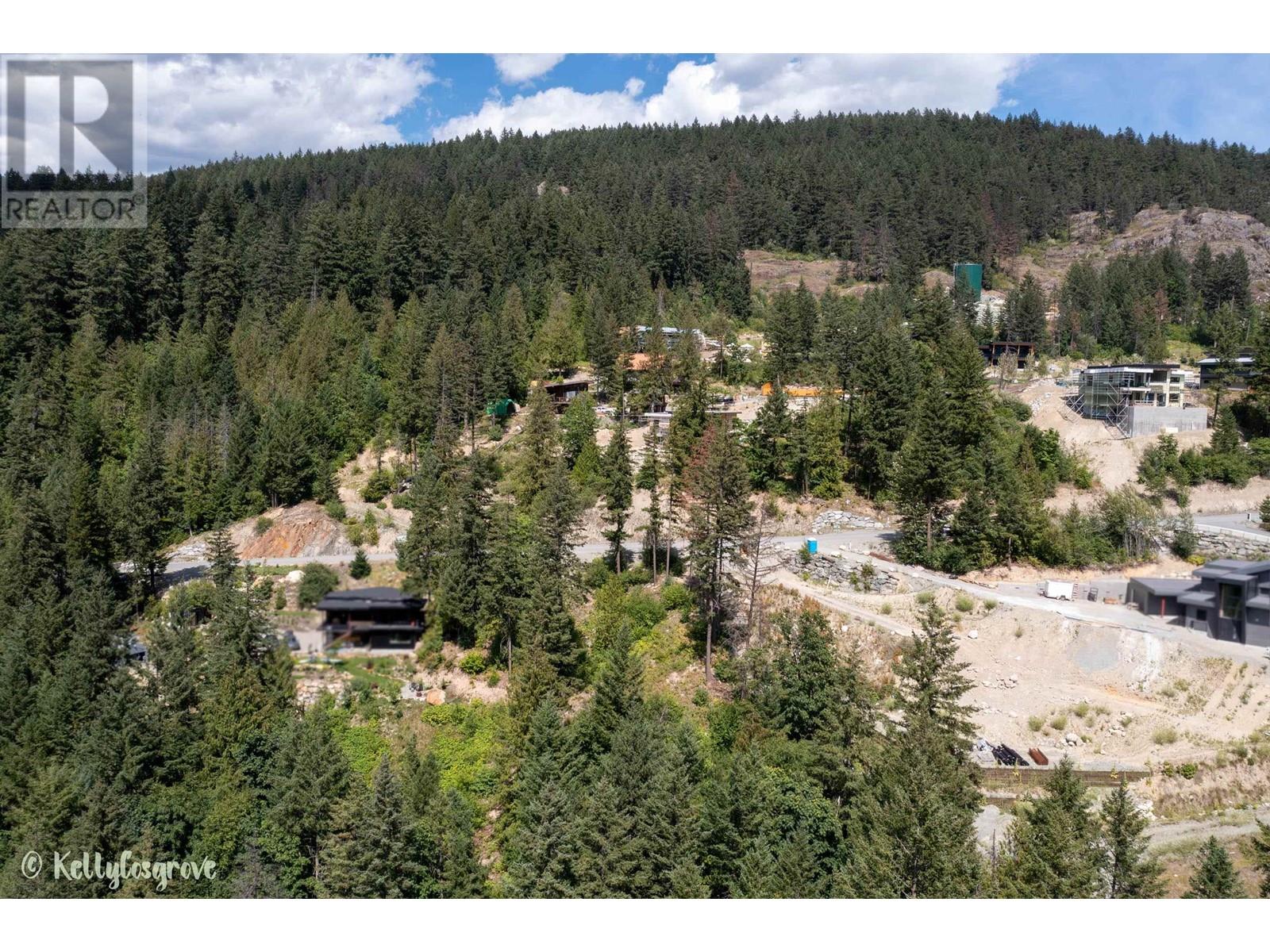 7506 Pebble Creek Drive, Pemberton, British Columbia  V0N 2L1 - Photo 8 - R2795468
