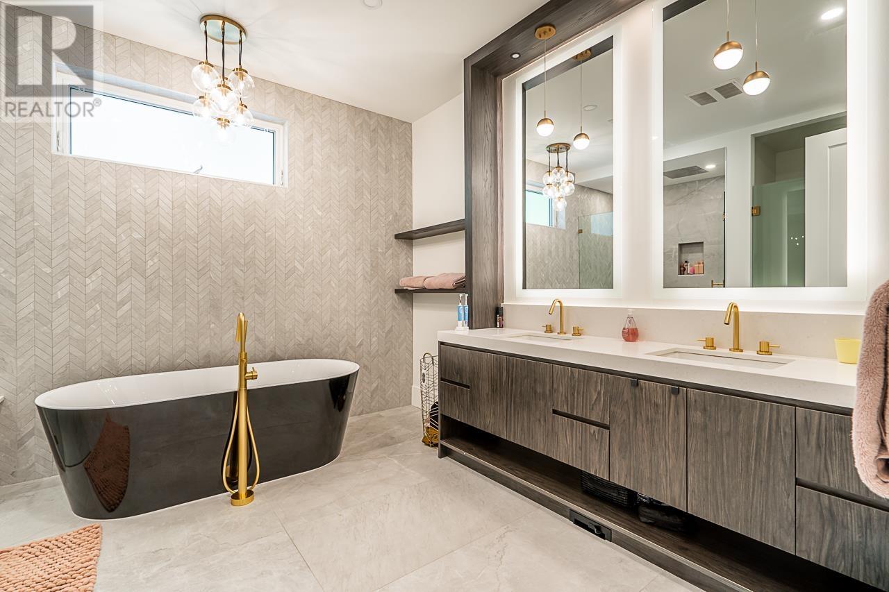 392 Ventura Crescent, North Vancouver, British Columbia  V7N 3G6 - Photo 19 - R2791733