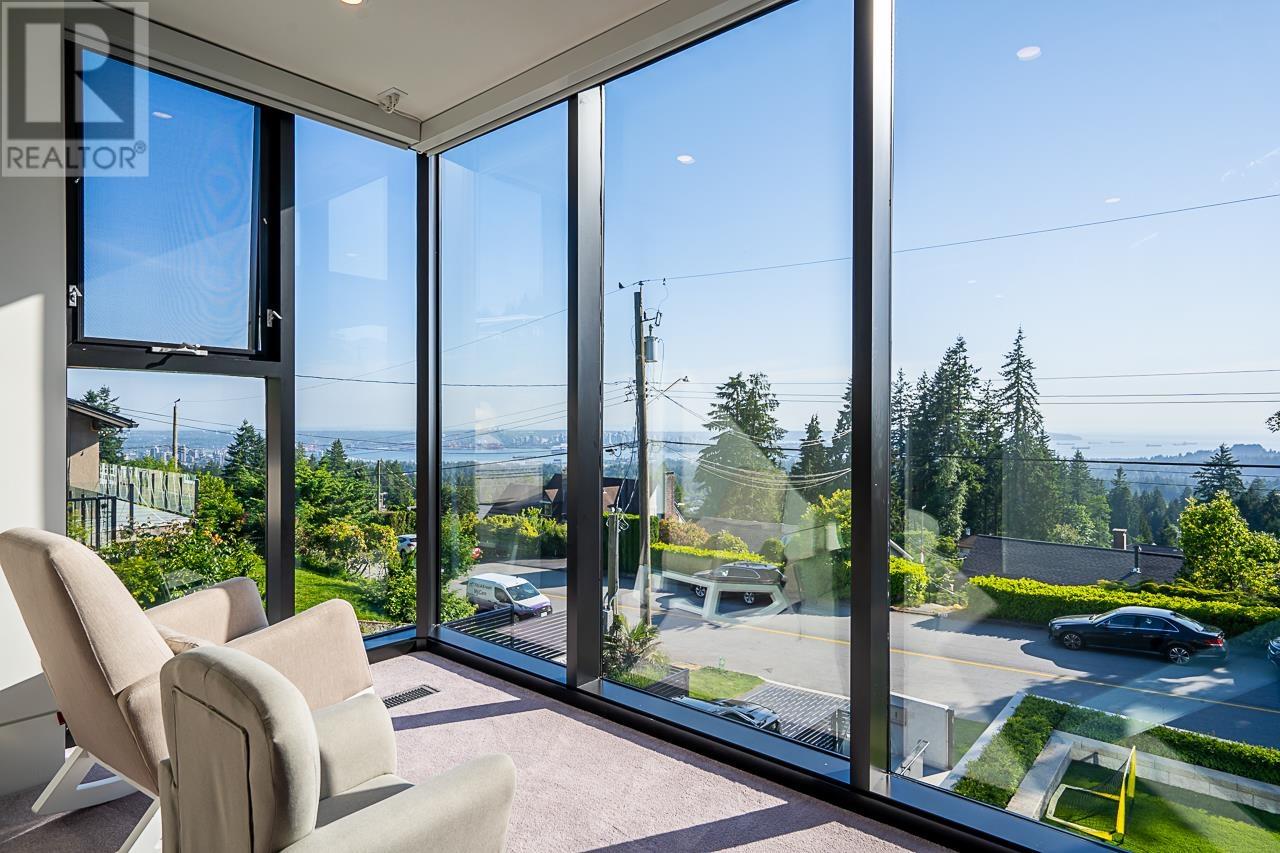 392 Ventura Crescent, North Vancouver, British Columbia  V7N 3G6 - Photo 23 - R2791733