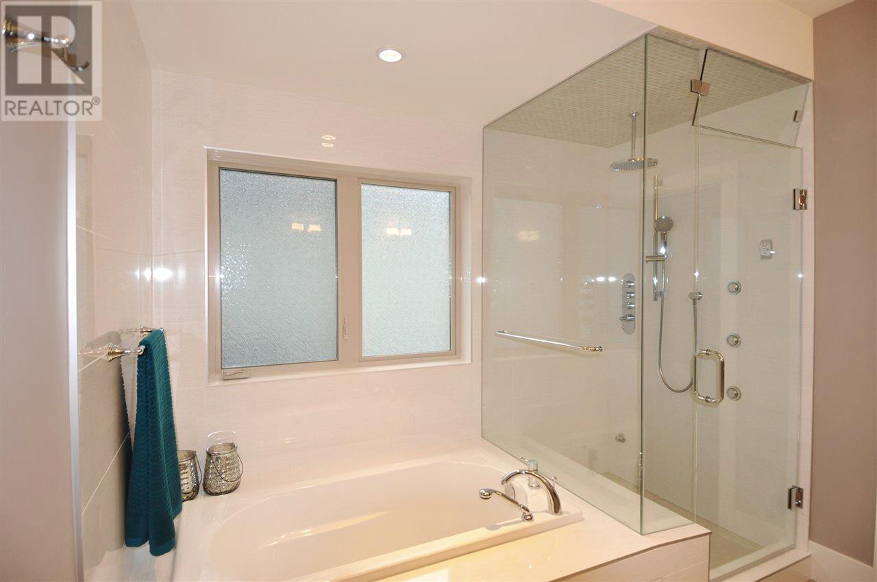 5720 Langtree Avenue, Richmond, British Columbia  V7C 4L3 - Photo 14 - R2795293