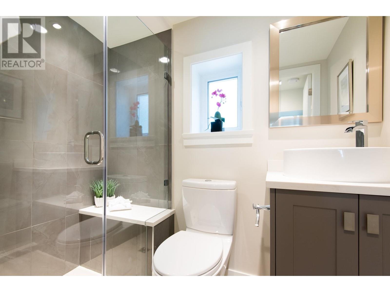 3545 Wellington Crescent, North Vancouver, British Columbia  V7R 3B3 - Photo 17 - R2795752