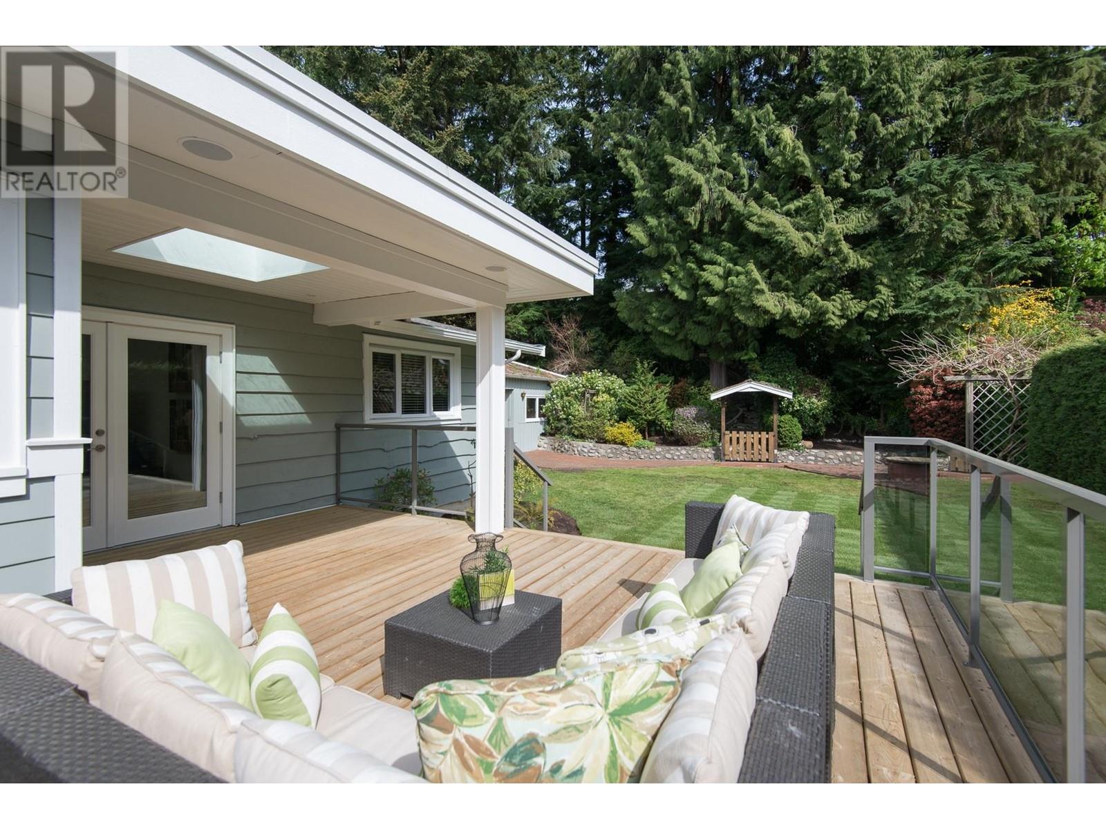 3545 Wellington Crescent, North Vancouver, British Columbia  V7R 3B3 - Photo 22 - R2795752