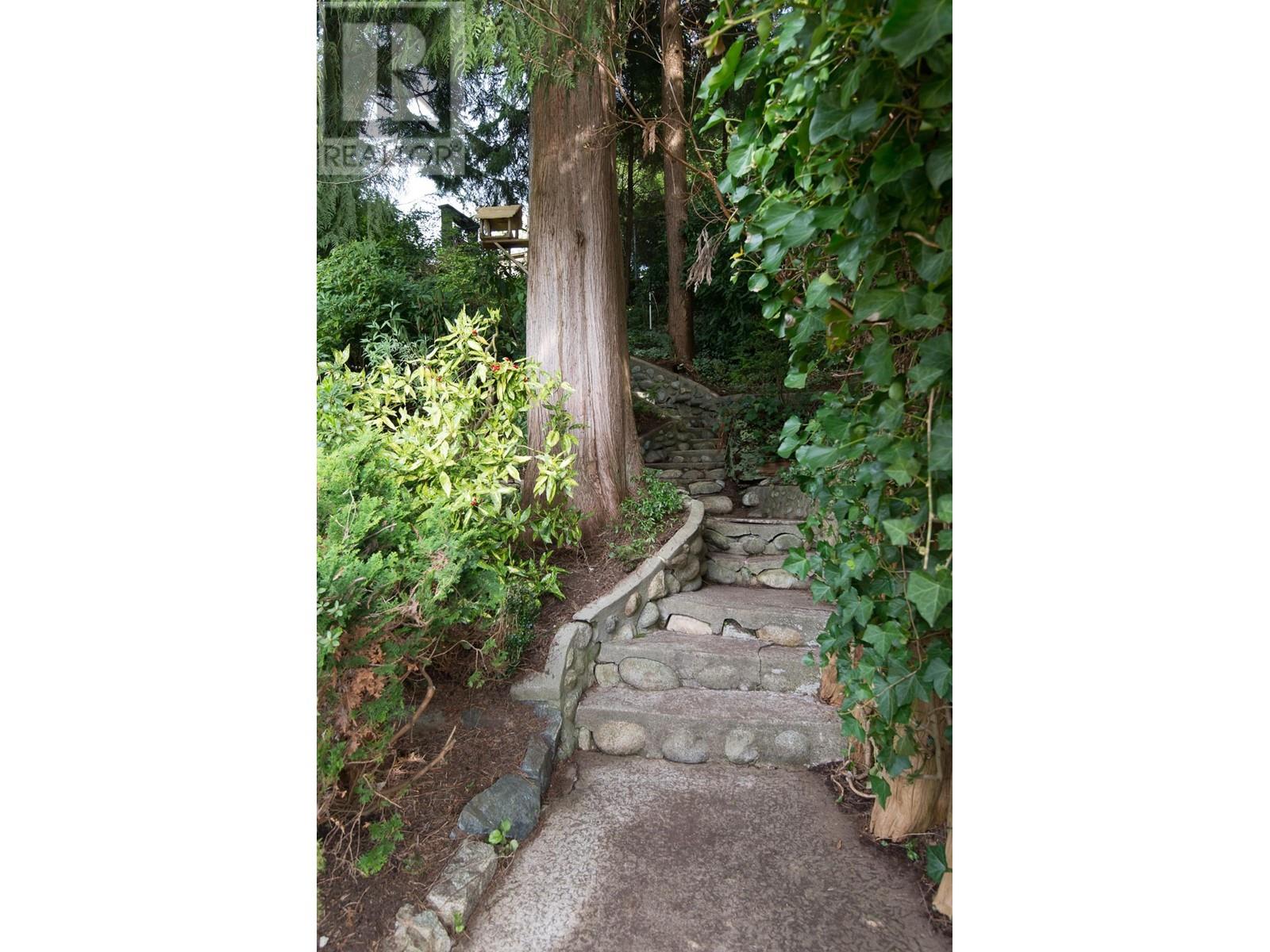 3545 Wellington Crescent, North Vancouver, British Columbia  V7R 3B3 - Photo 25 - R2795752