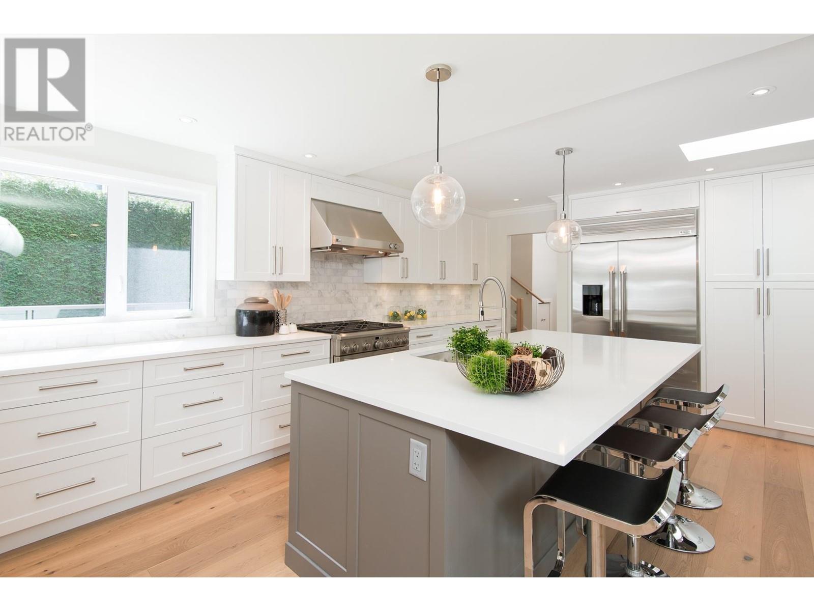 3545 Wellington Crescent, North Vancouver, British Columbia  V7R 3B3 - Photo 9 - R2795752