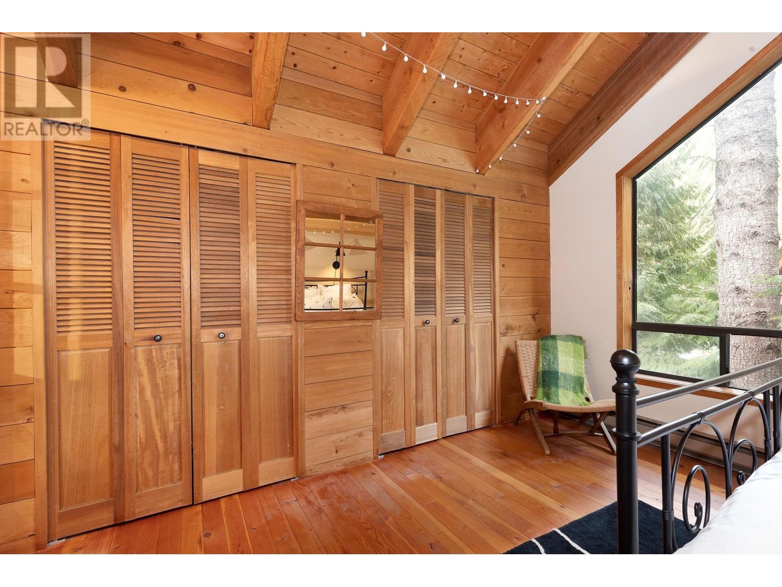 8656 Lakewood Court, Whistler, British Columbia  V8E 0G1 - Photo 11 - R2687177