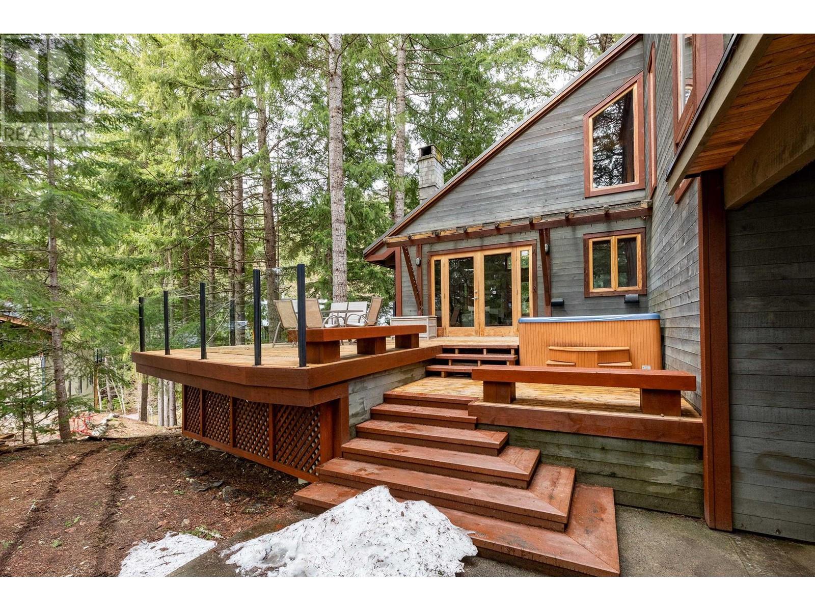 8656 Lakewood Court, Whistler, British Columbia  V8E 0G1 - Photo 24 - R2687177