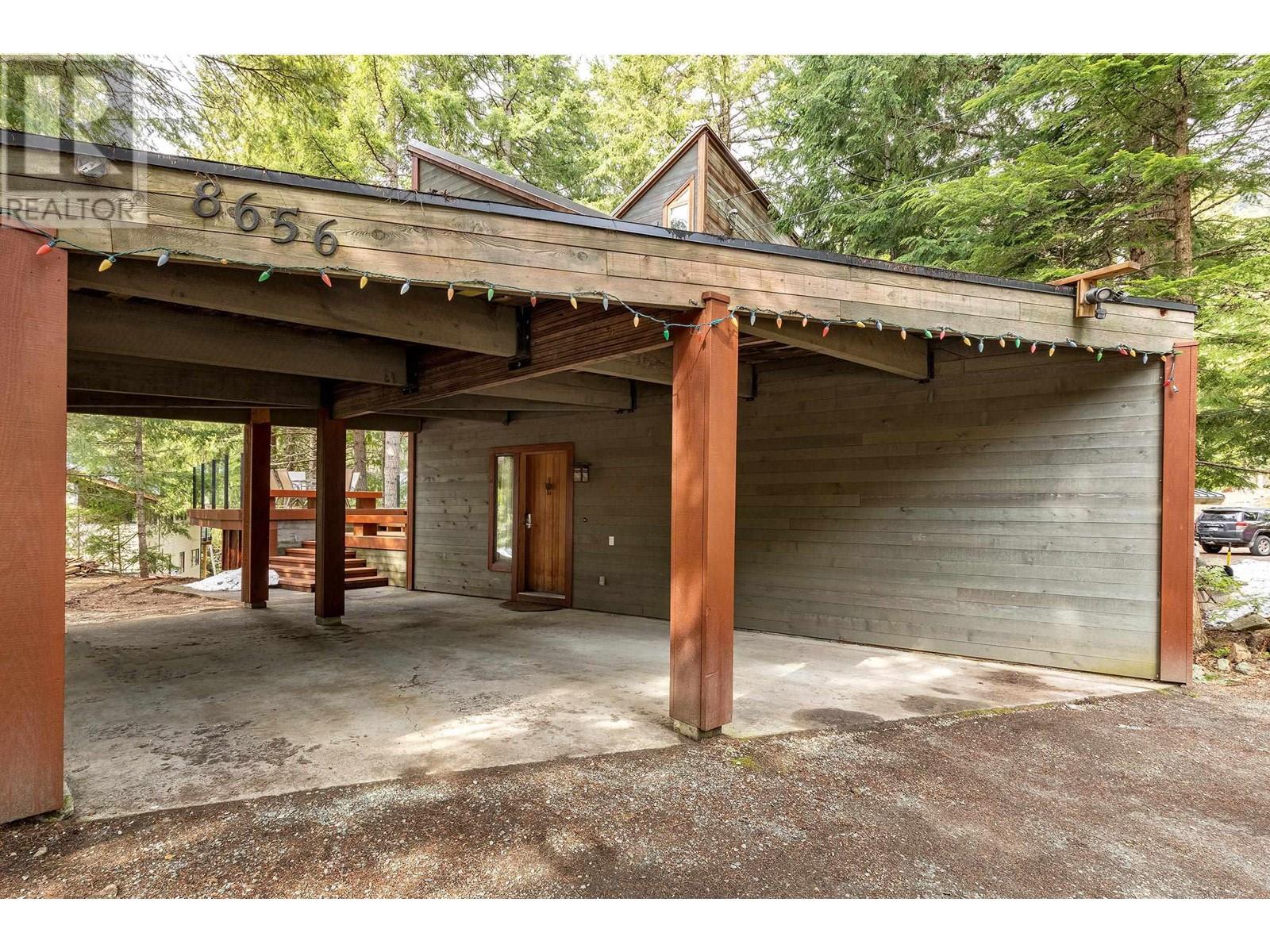 8656 Lakewood Court, Whistler, British Columbia  V8E 0G1 - Photo 25 - R2687177