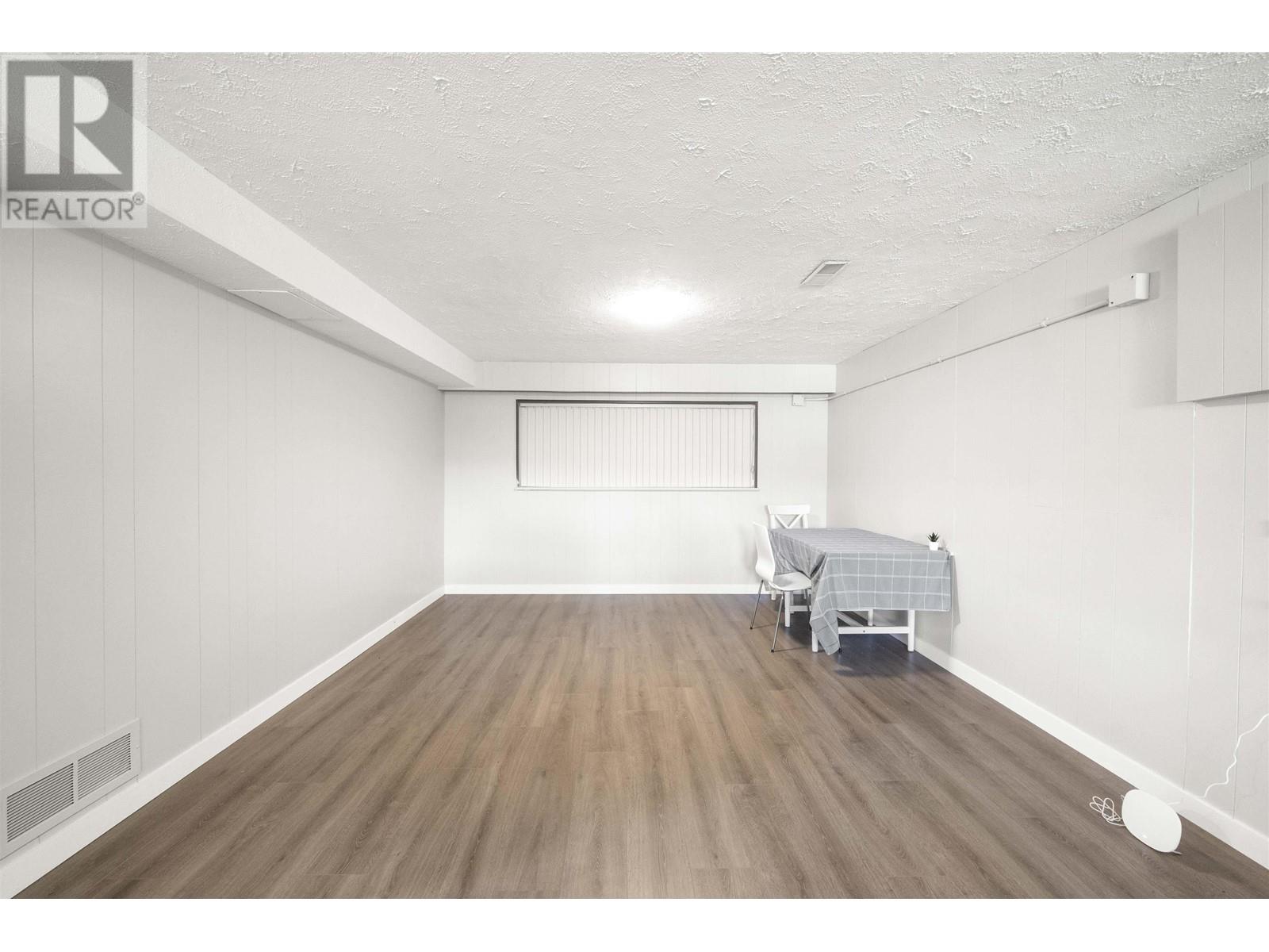 6295 Napier Street, Burnaby, British Columbia  V5B 2B9 - Photo 12 - R2795484