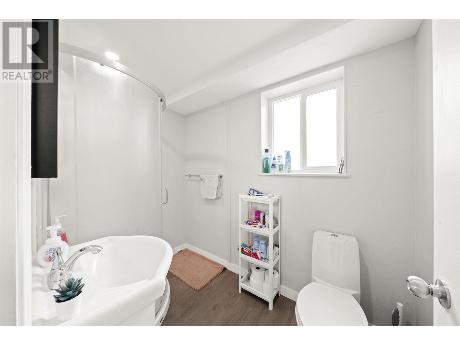 6295 Napier Street, Burnaby, British Columbia  V5B 2B9 - Photo 16 - R2795484
