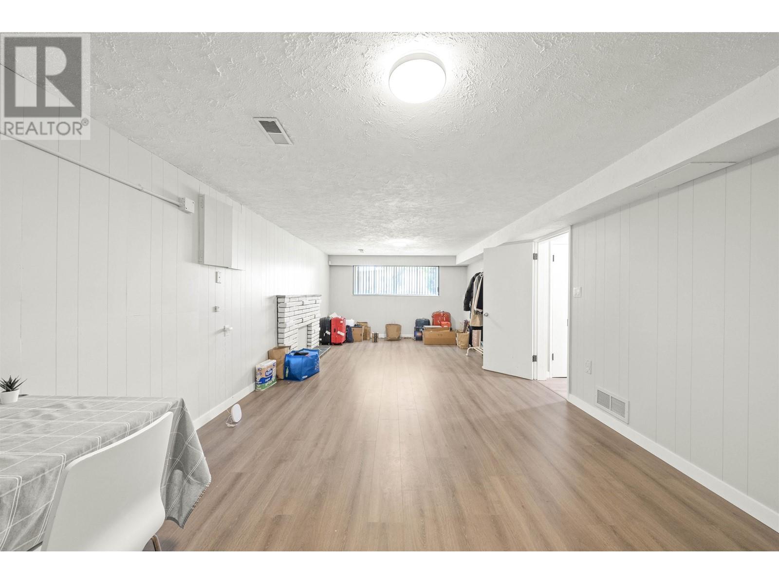 6295 Napier Street, Burnaby, British Columbia  V5B 2B9 - Photo 11 - R2795484