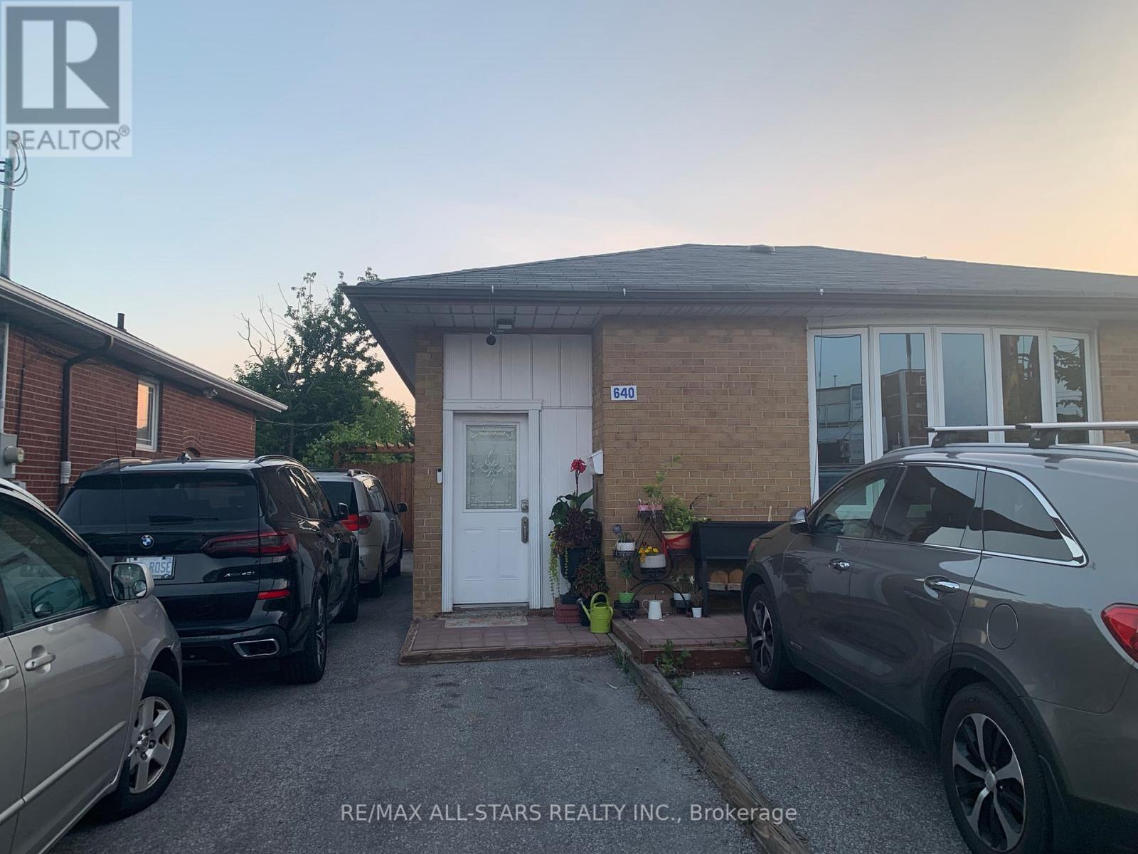 640 MCCOWAN RD, toronto, Ontario