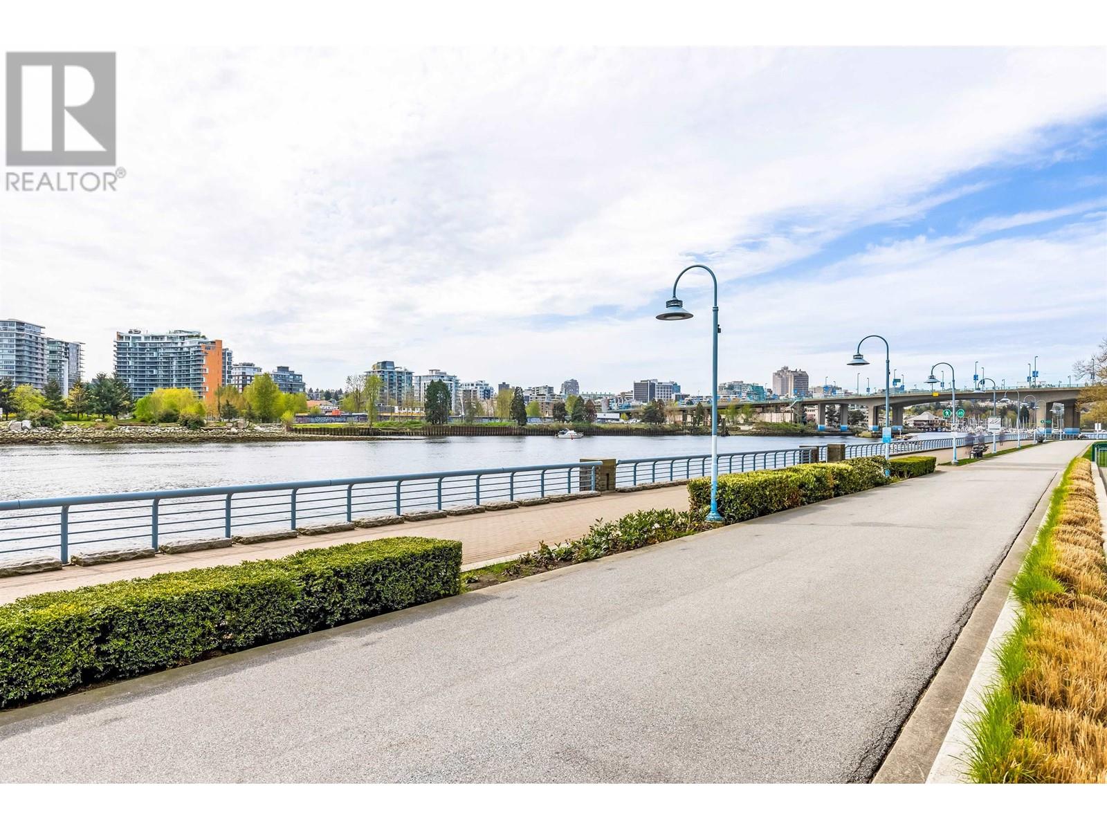 503 8 Smithe Mews, Vancouver, British Columbia  V6B 0A5 - Photo 19 - R2795230