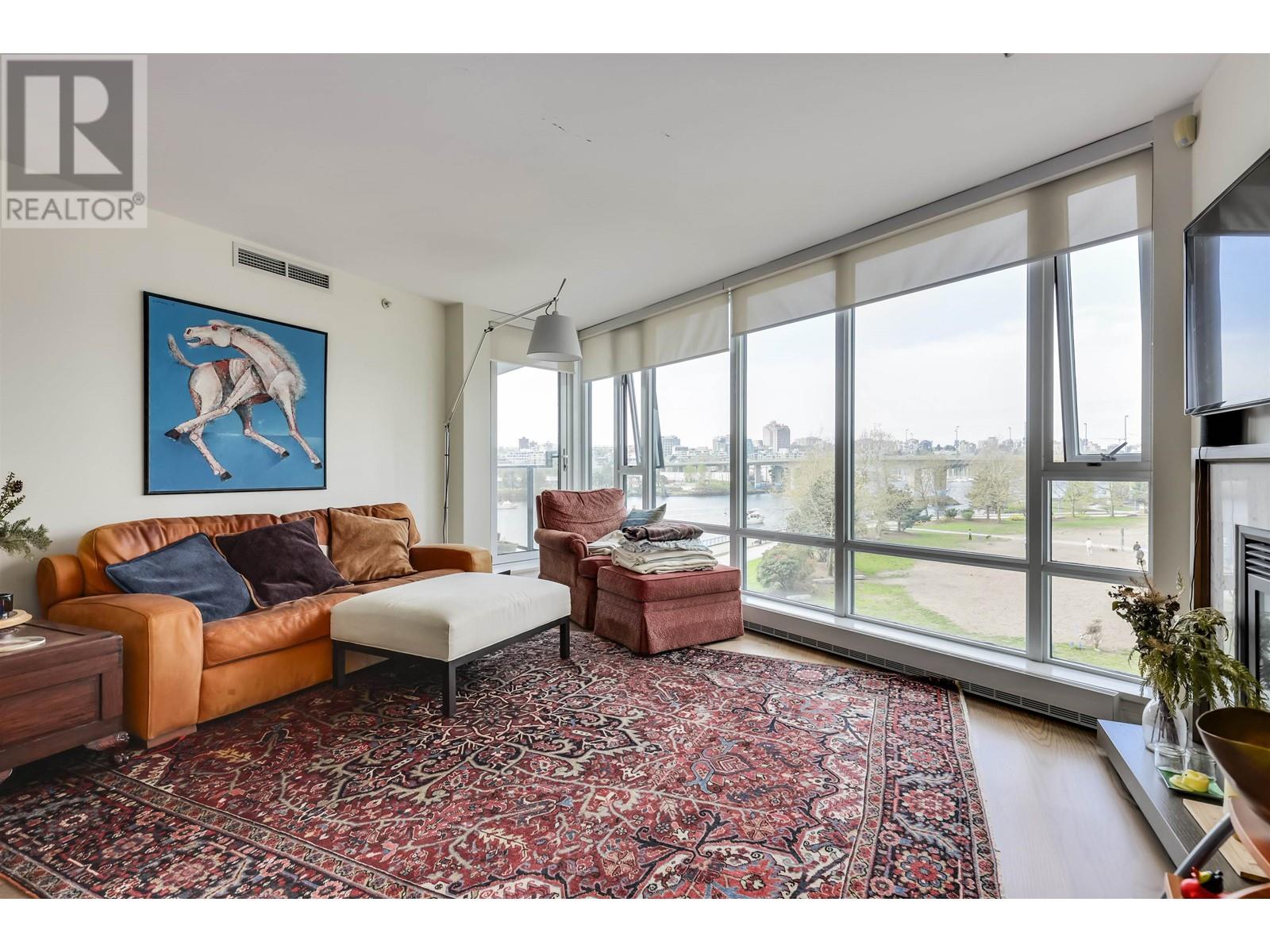 503 8 Smithe Mews, Vancouver, British Columbia  V6B 0A5 - Photo 5 - R2795230
