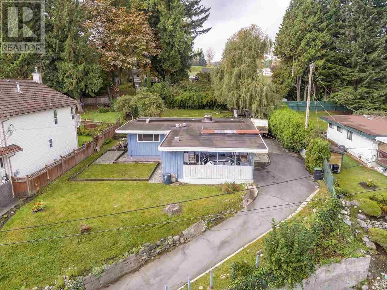 1934 Warwick Crescent, Port Coquitlam, British Columbia  V3C 1L8 - Photo 2 - R2794088