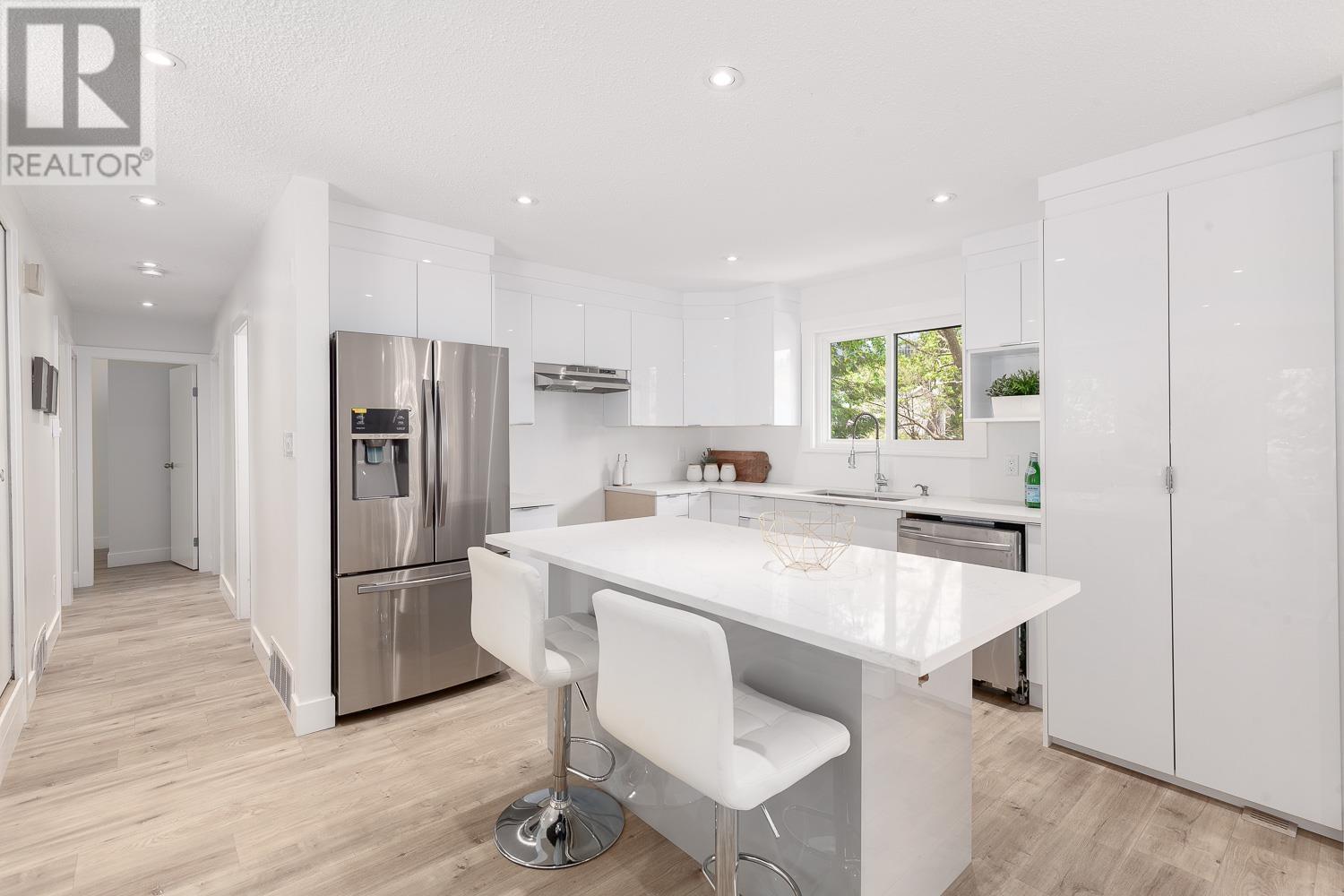 38307 Guilford Drive, Squamish, British Columbia  V8B 0X8 - Photo 11 - R2782000