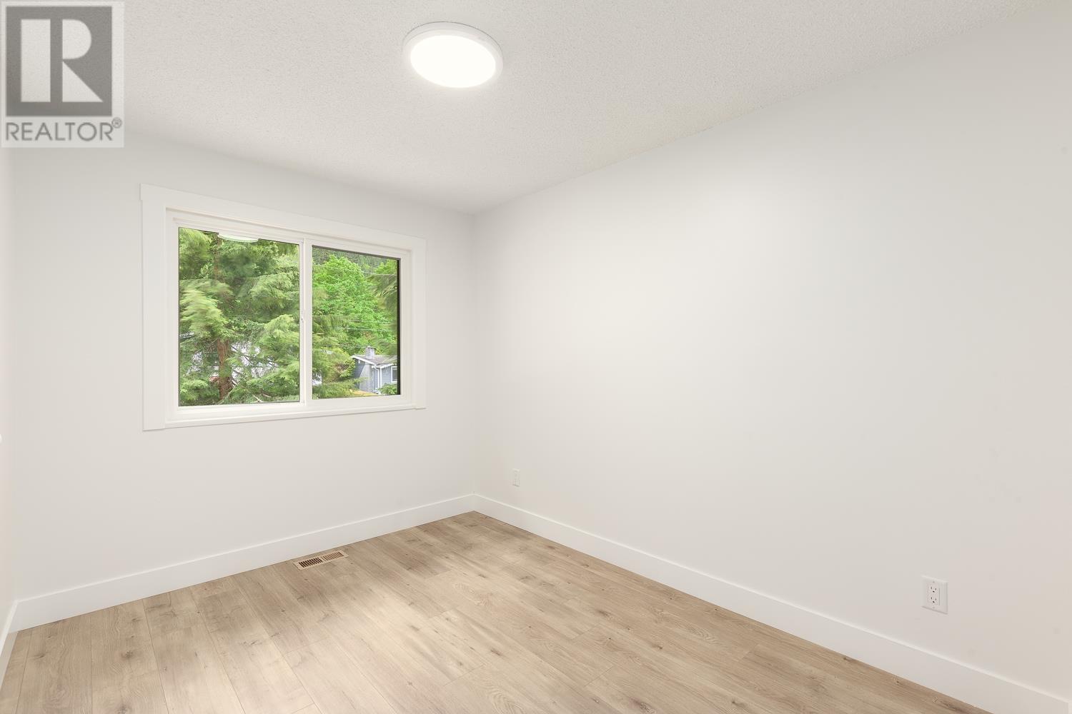 38307 Guilford Drive, Squamish, British Columbia  V8B 0X8 - Photo 27 - R2782000