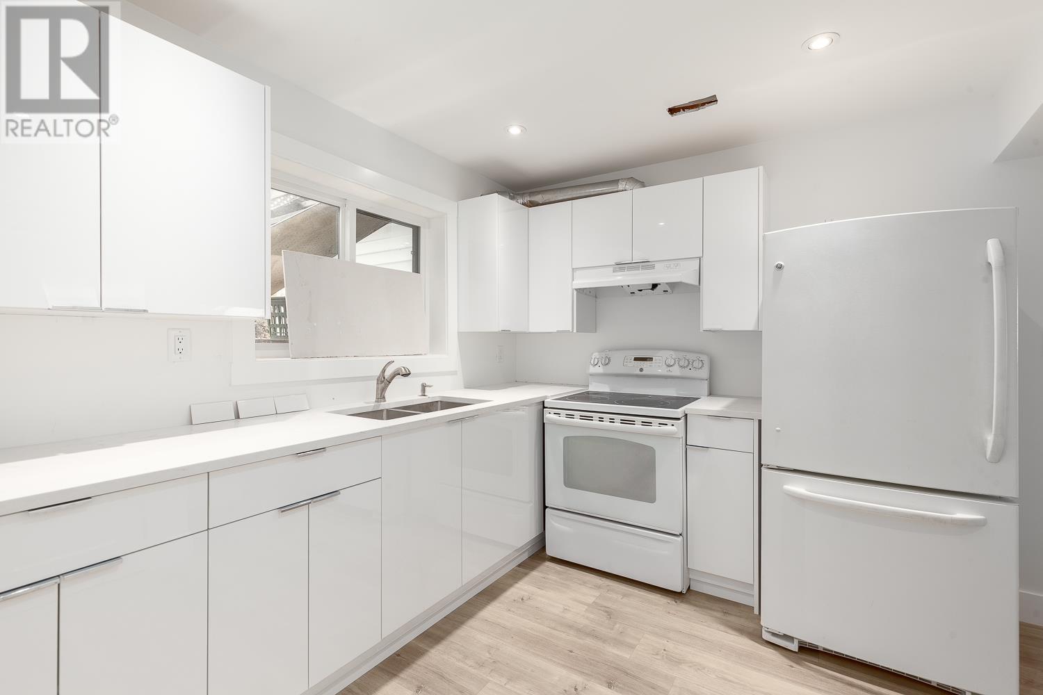 38307 Guilford Drive, Squamish, British Columbia  V8B 0X8 - Photo 33 - R2782000