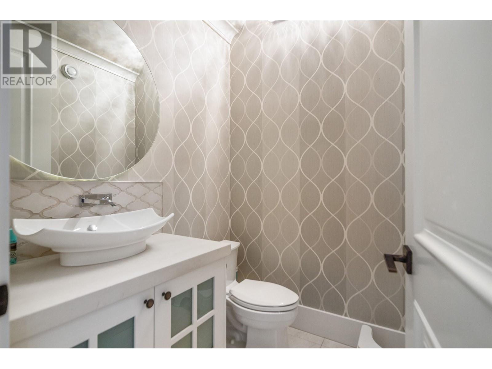 7480 Manning Court, Richmond, British Columbia  V7A 4J4 - Photo 19 - R2752454