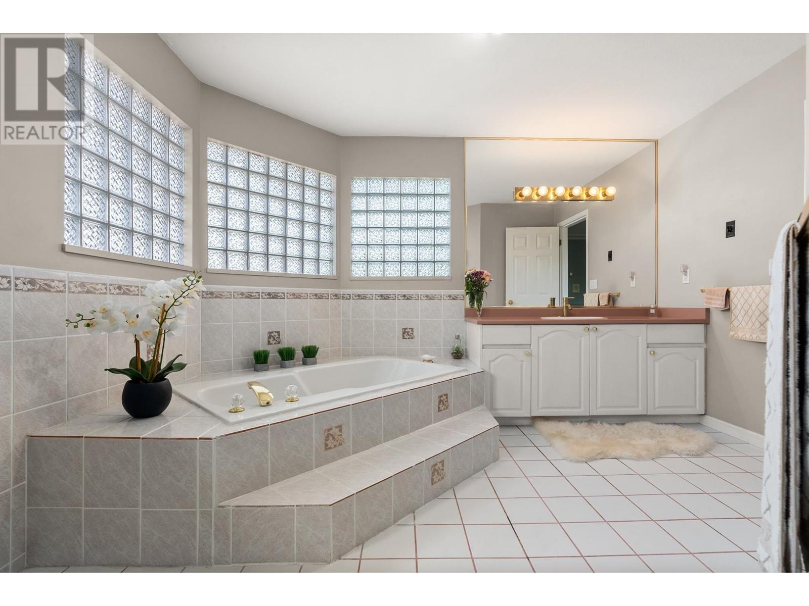 6141 Brodie Road, Ladner, British Columbia  V4K 2B8 - Photo 31 - R2795780