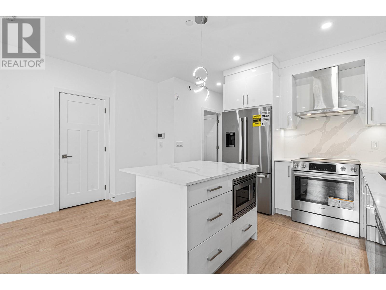4795 Slocan Street, Vancouver, British Columbia  V5R 2A2 - Photo 8 - R2795643