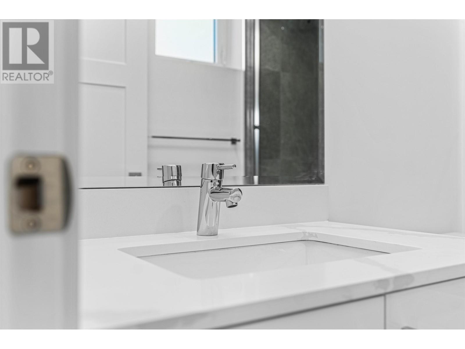 4795 Slocan Street, Vancouver, British Columbia  V5R 2A2 - Photo 30 - R2795643
