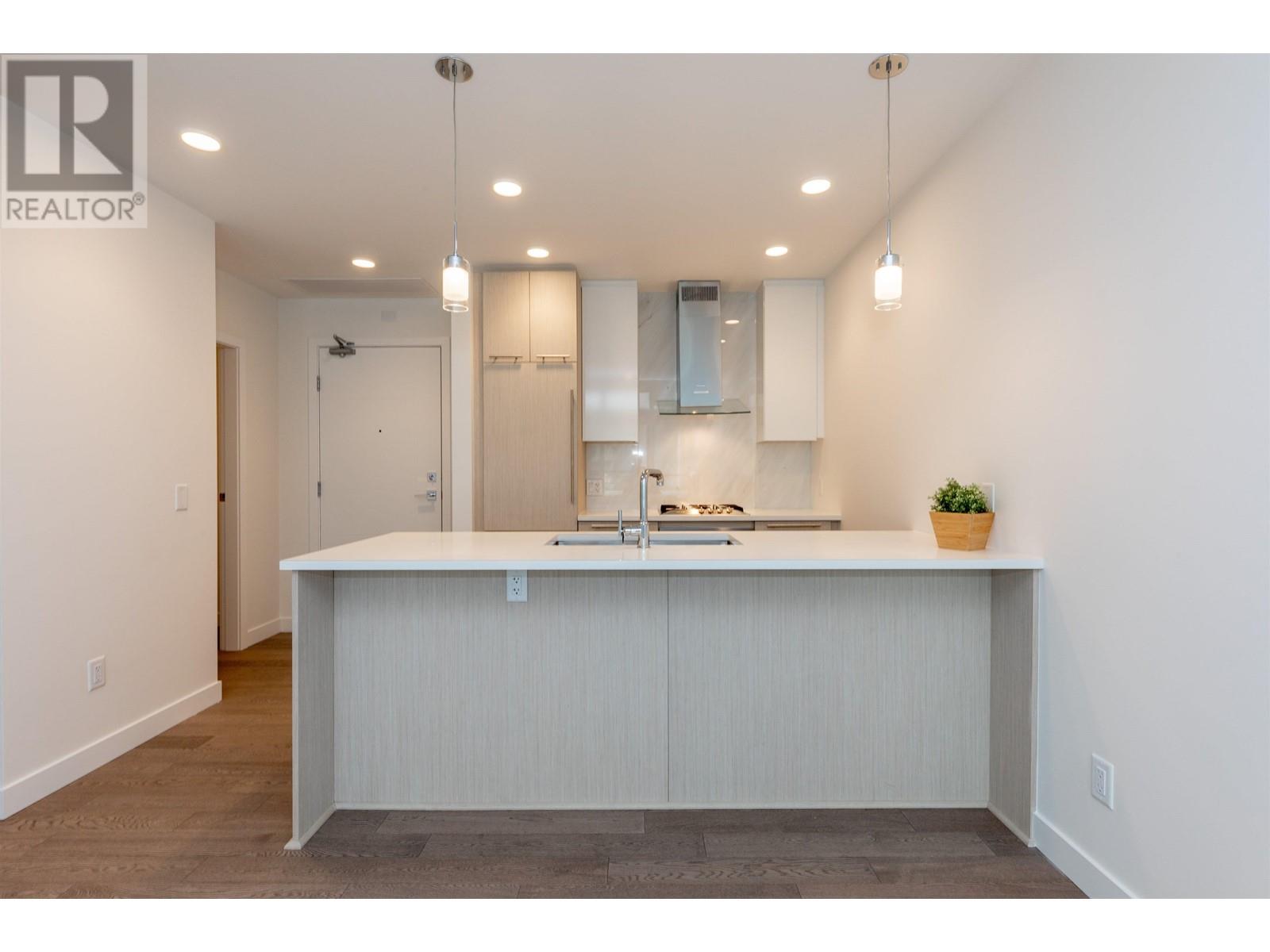 111 5033 Cambie Street, Vancouver, British Columbia  V5Z 0H6 - Photo 3 - R2795435
