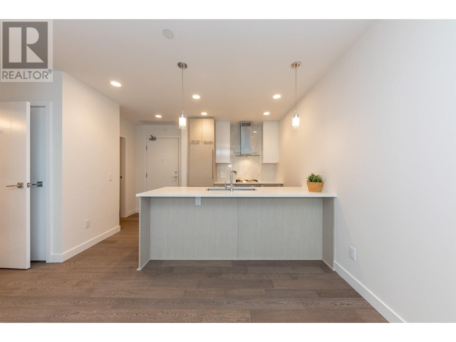 111 5033 Cambie Street, Vancouver, British Columbia  V5Z 0H6 - Photo 2 - R2795435