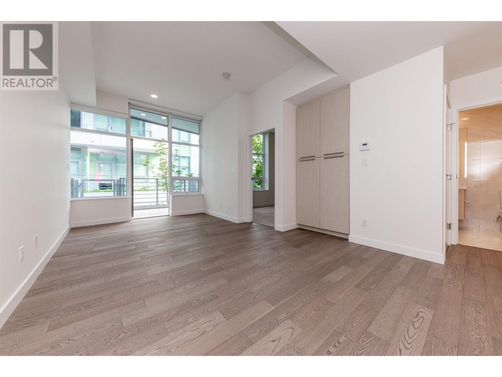 111 5033 CAMBIE STREET, vancouver, British Columbia