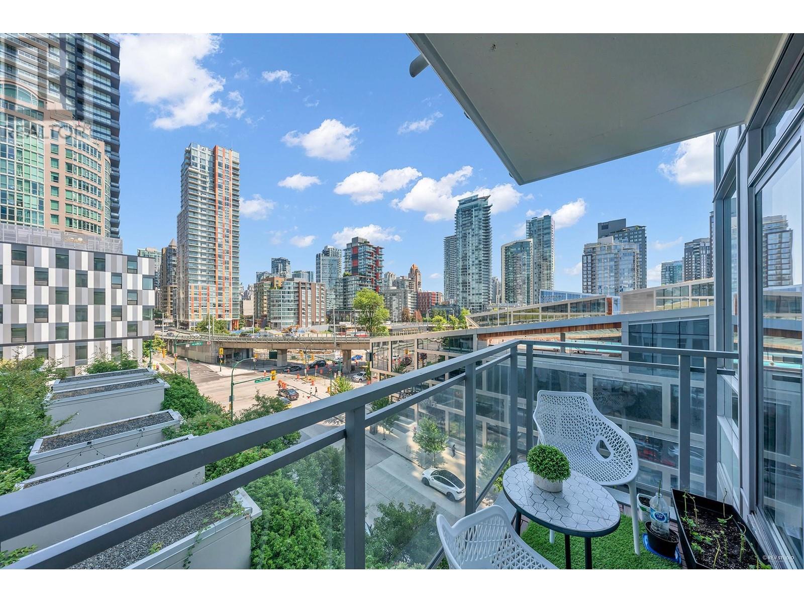 703 1455 Howe Street, Vancouver, British Columbia  V6Z 1C2 - Photo 9 - R2790629