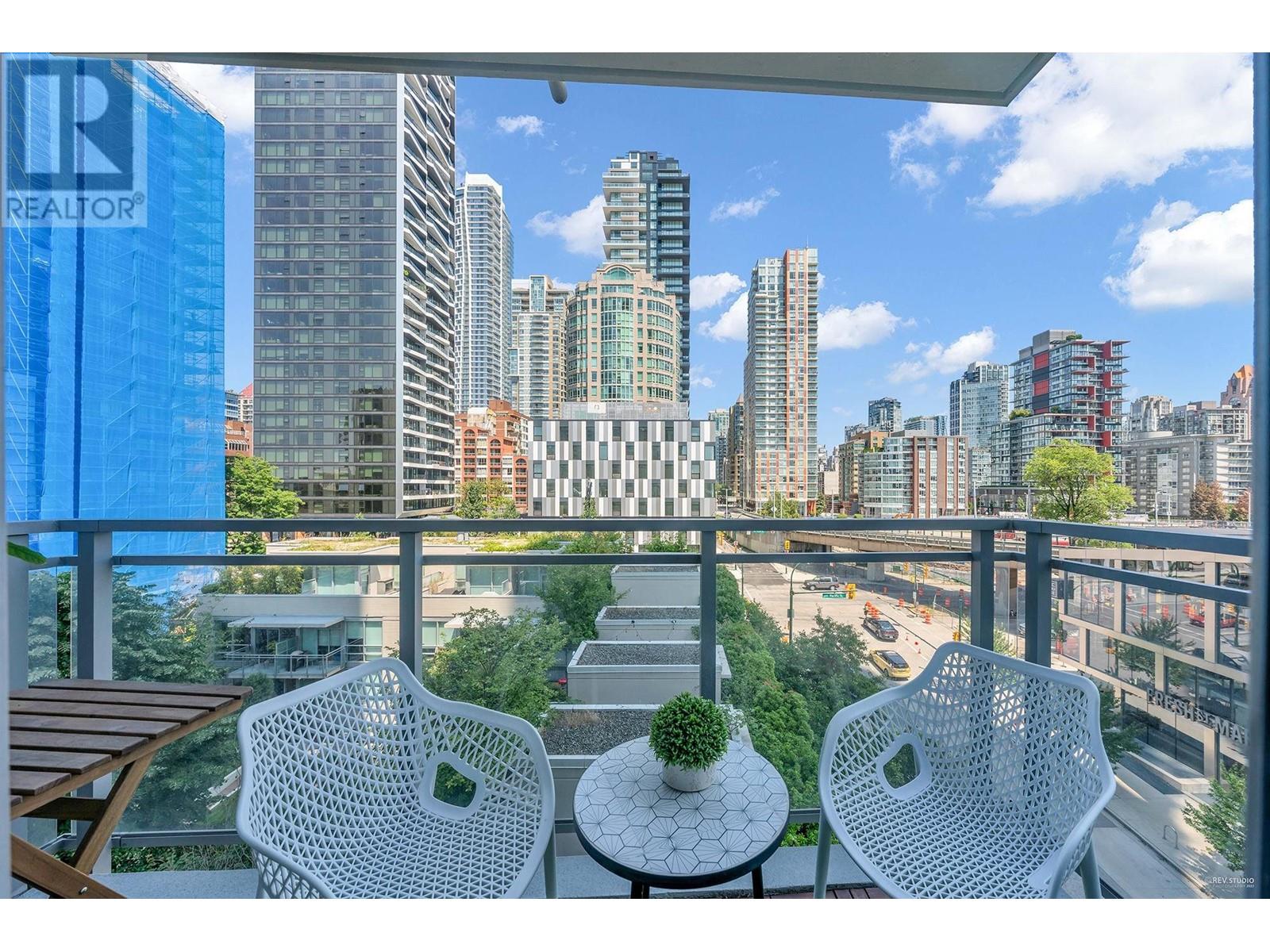 703 1455 Howe Street, Vancouver, British Columbia  V6Z 1C2 - Photo 8 - R2790629