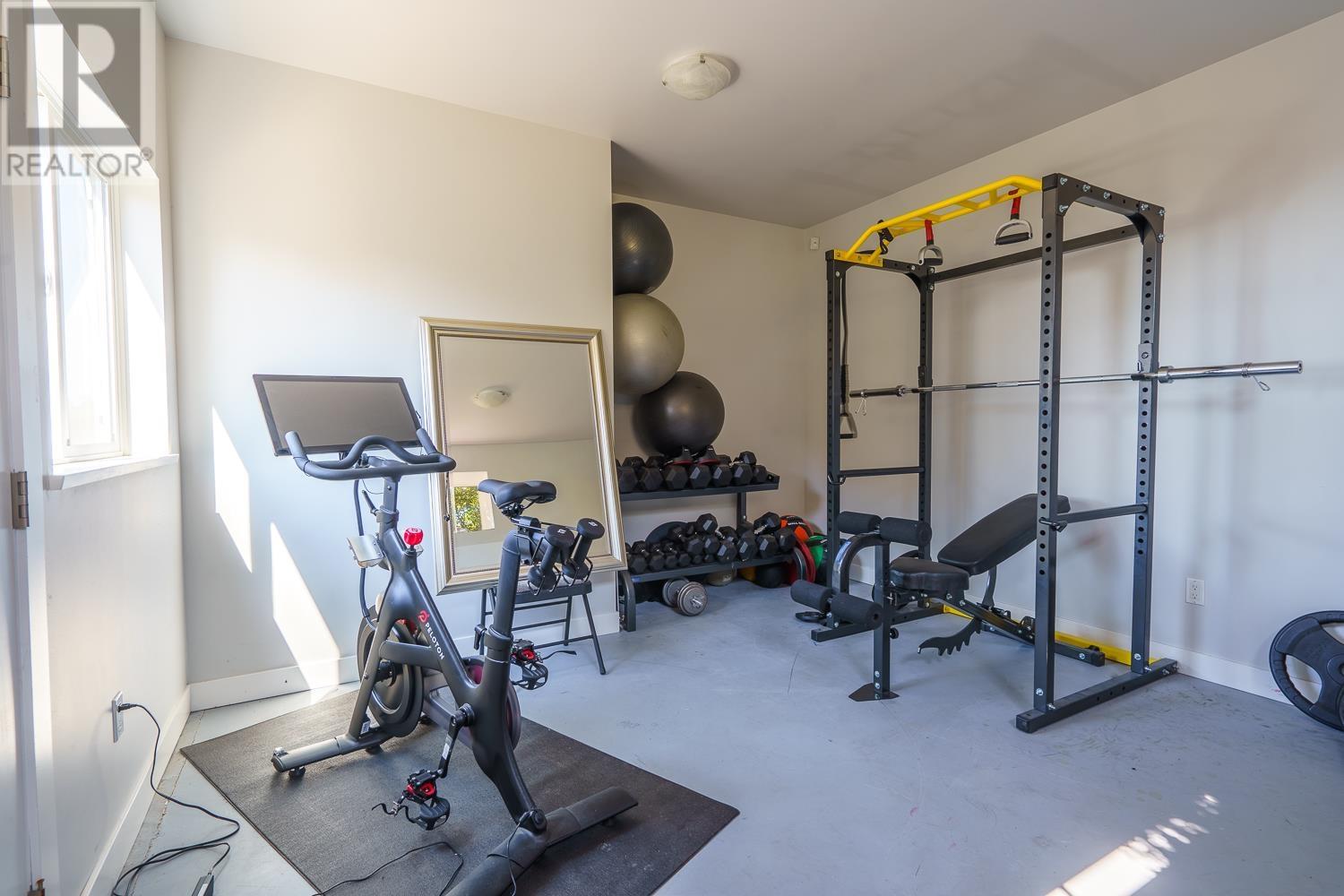4857 Bluegrouse Drive, Sechelt, British Columbia  V0N 3A2 - Photo 40 - R2793236