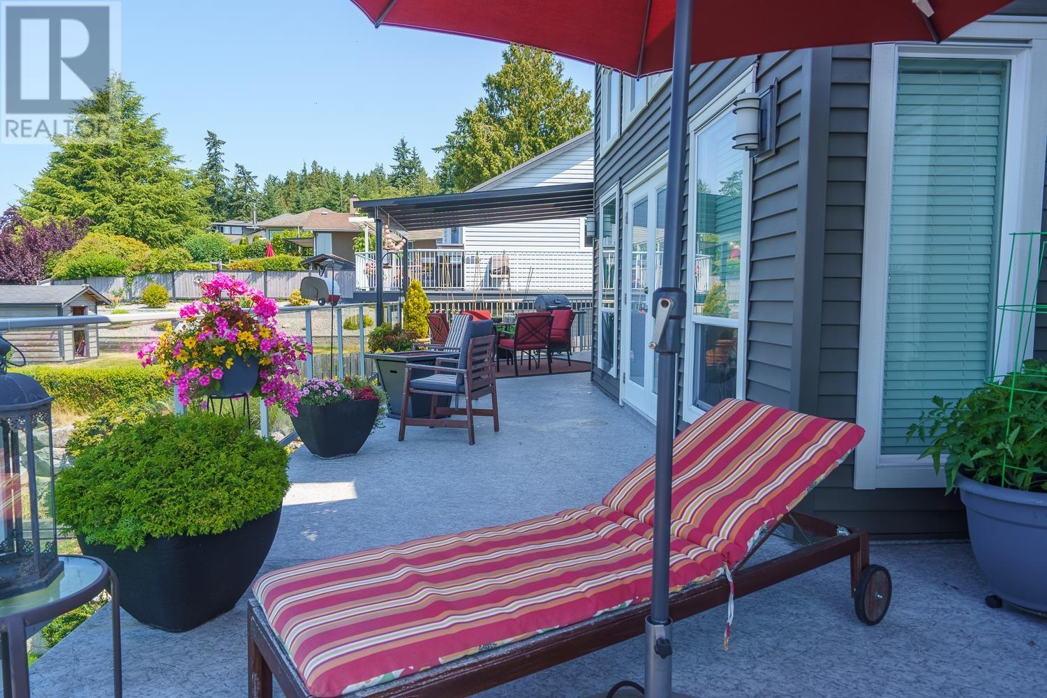4857 Bluegrouse Drive, Sechelt, British Columbia  V0N 3A2 - Photo 10 - R2793236