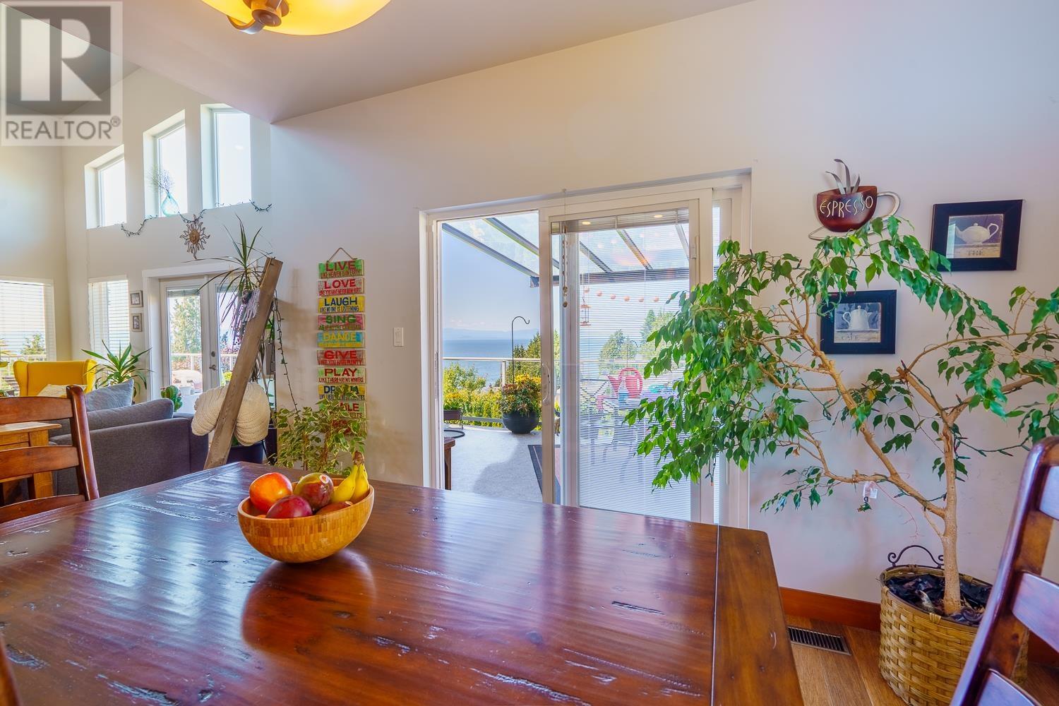 4857 Bluegrouse Drive, Sechelt, British Columbia  V0N 3A2 - Photo 23 - R2793236