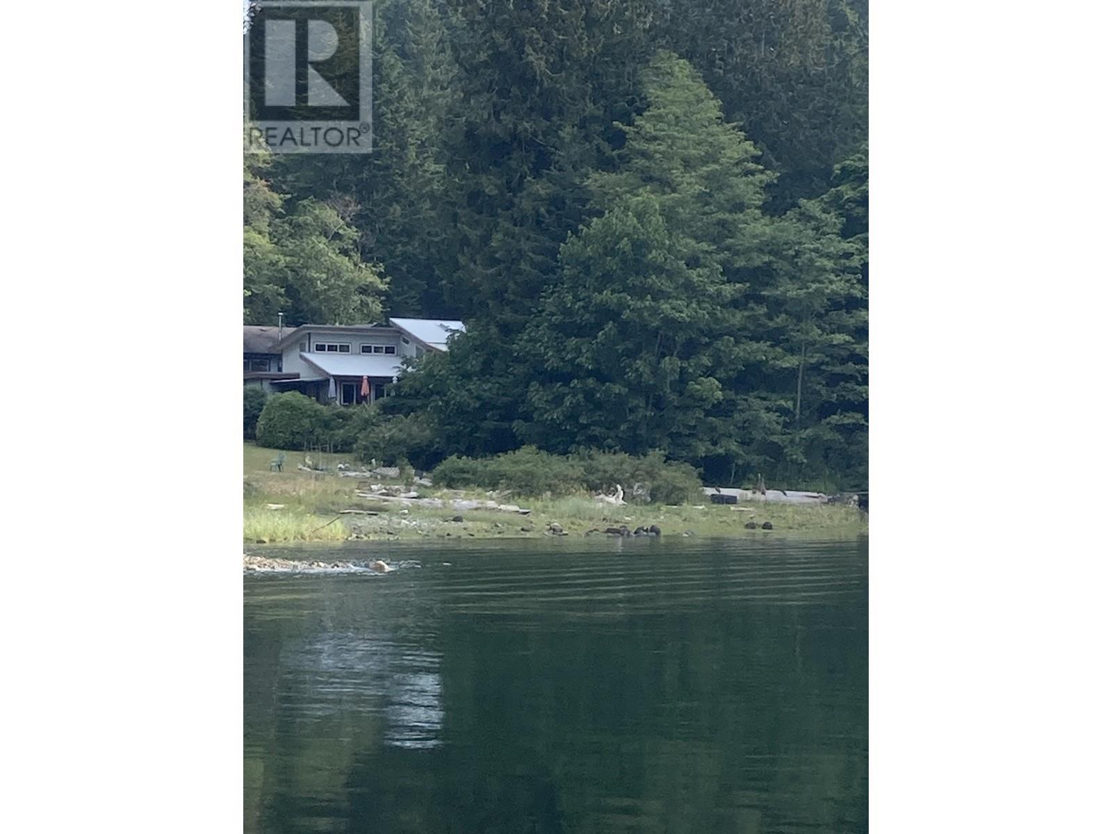 26 Brighton Beach, North Vancouver, British Columbia  V3G 2S4 - Photo 36 - R2788952