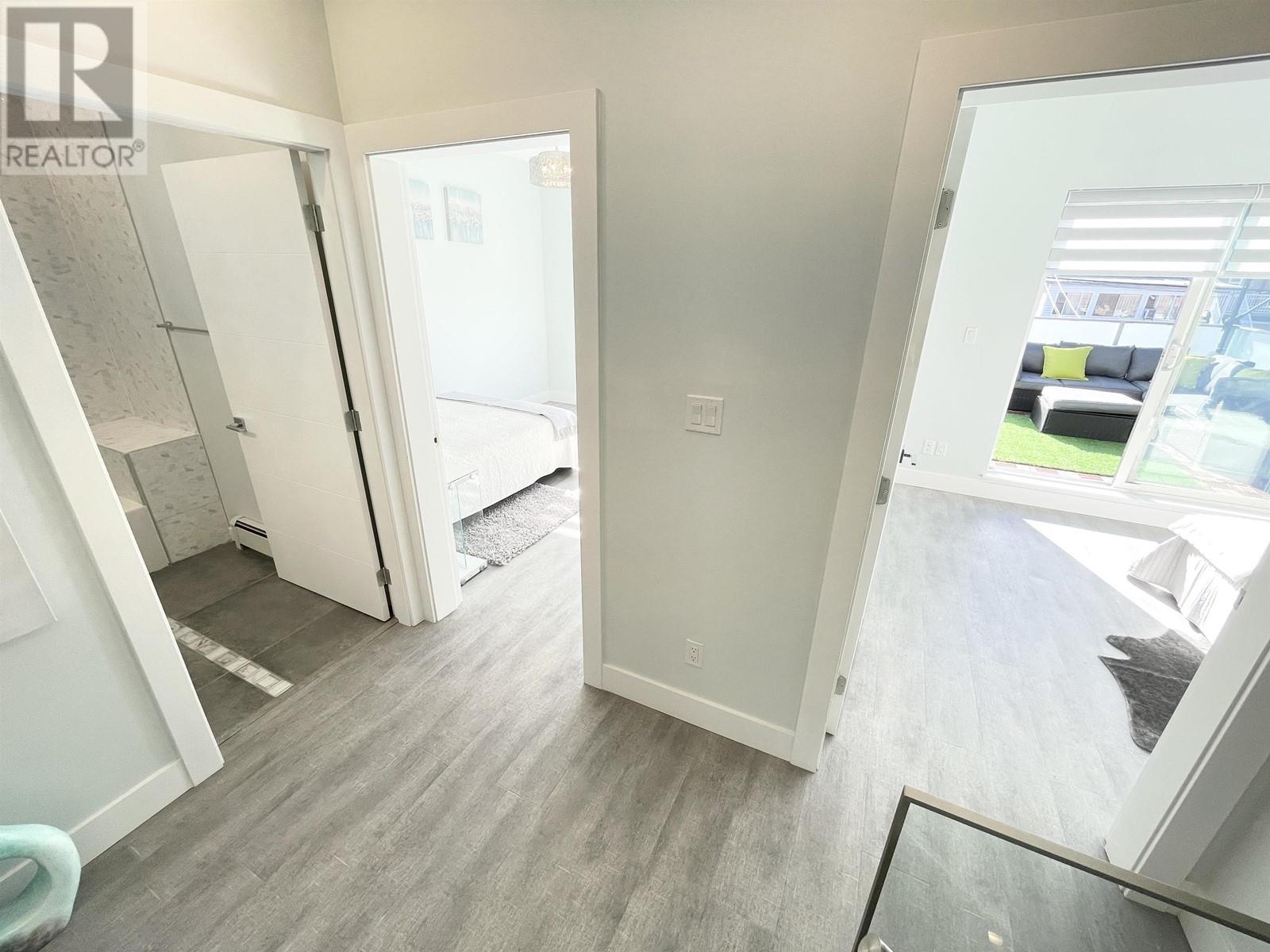 2460 E 19th Avenue, Vancouver, British Columbia  V5M 2R9 - Photo 15 - R2796338