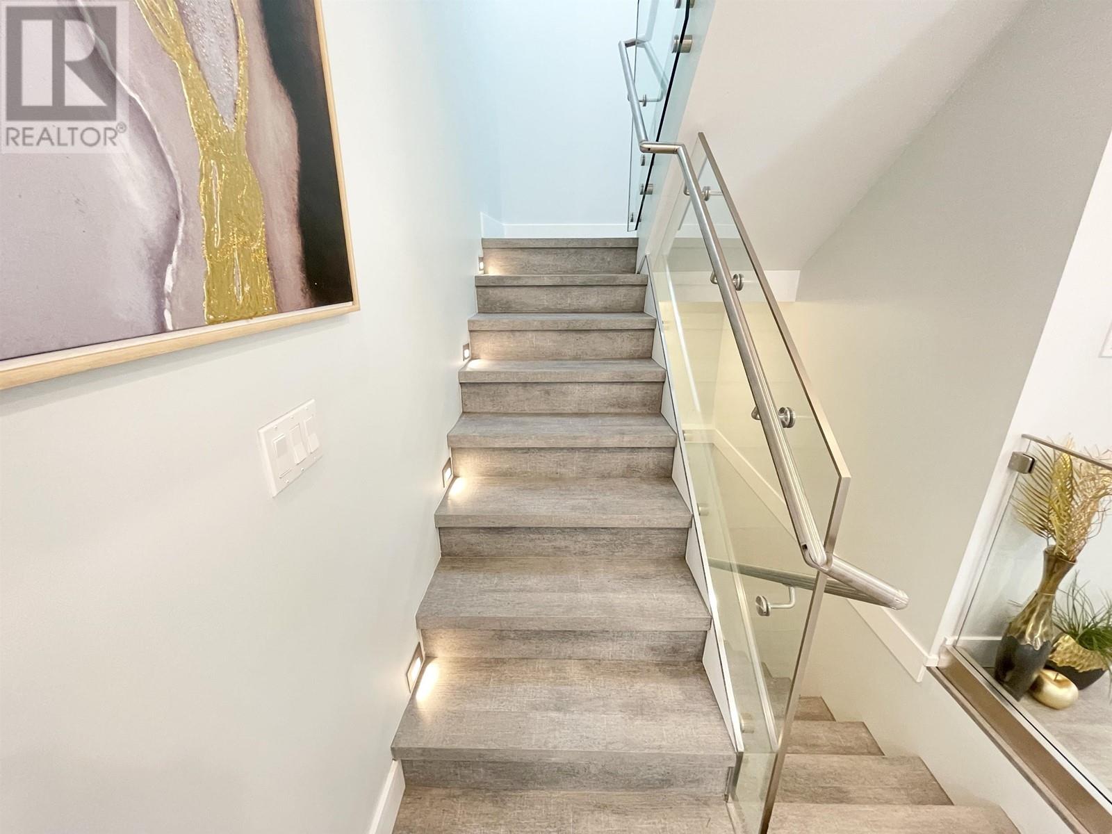 2460 E 19th Avenue, Vancouver, British Columbia  V5M 2R9 - Photo 14 - R2796338